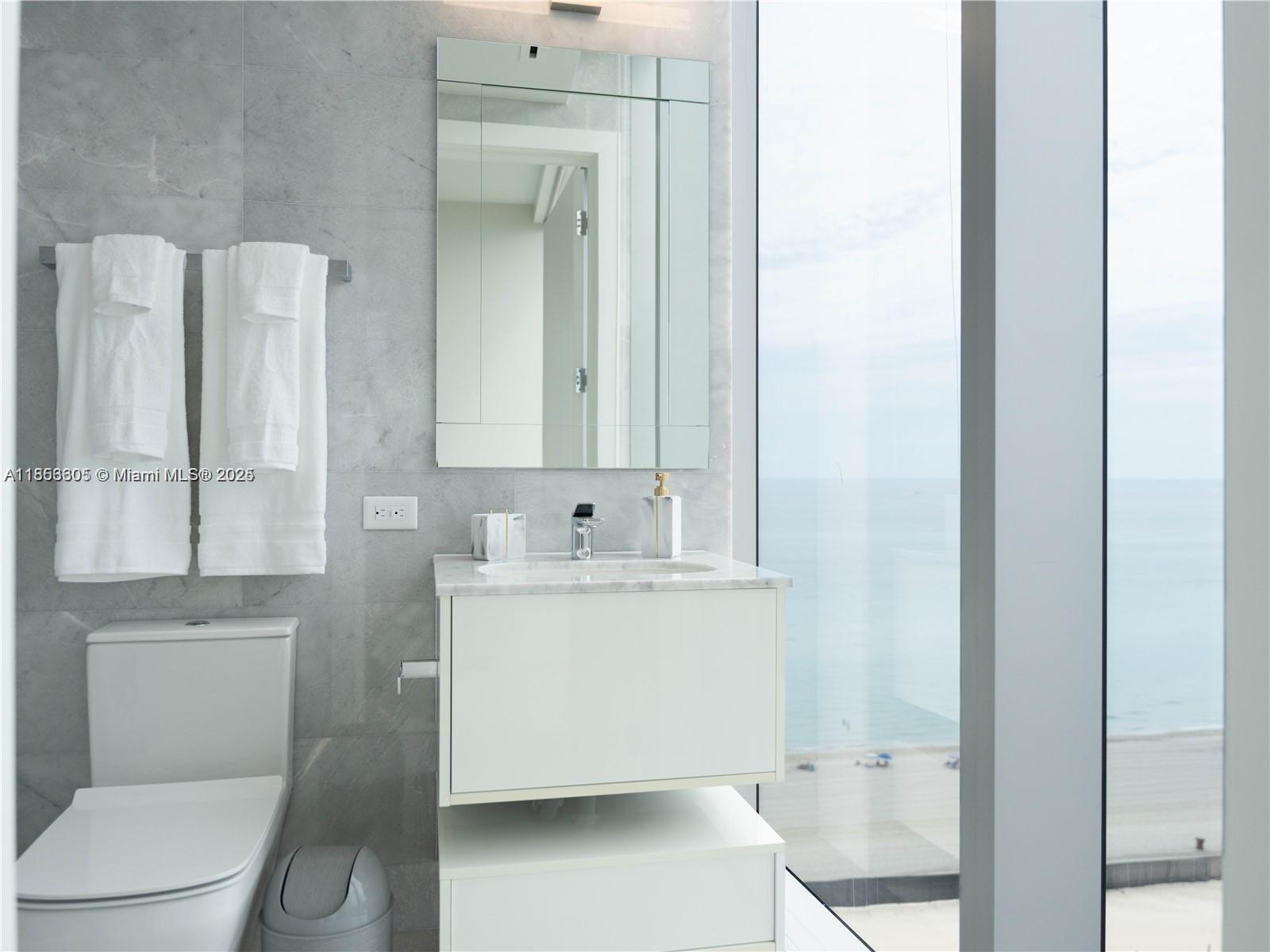 18501 Collins Ave # 1104