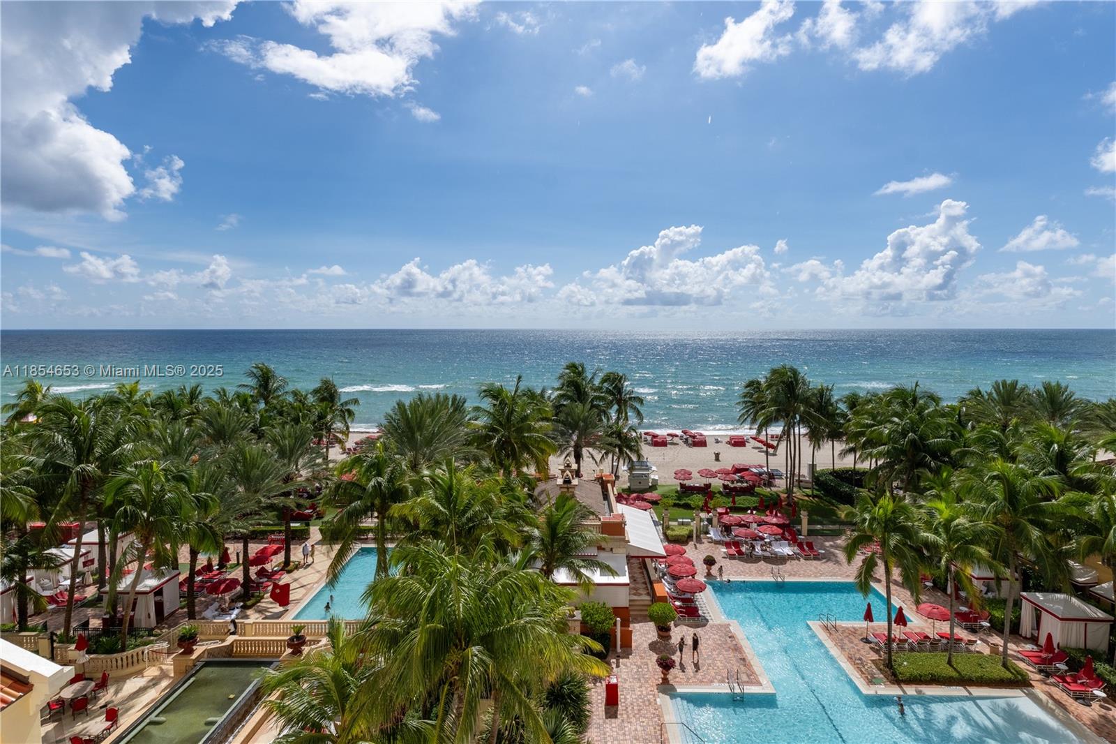 17875 Collins Ave # 705