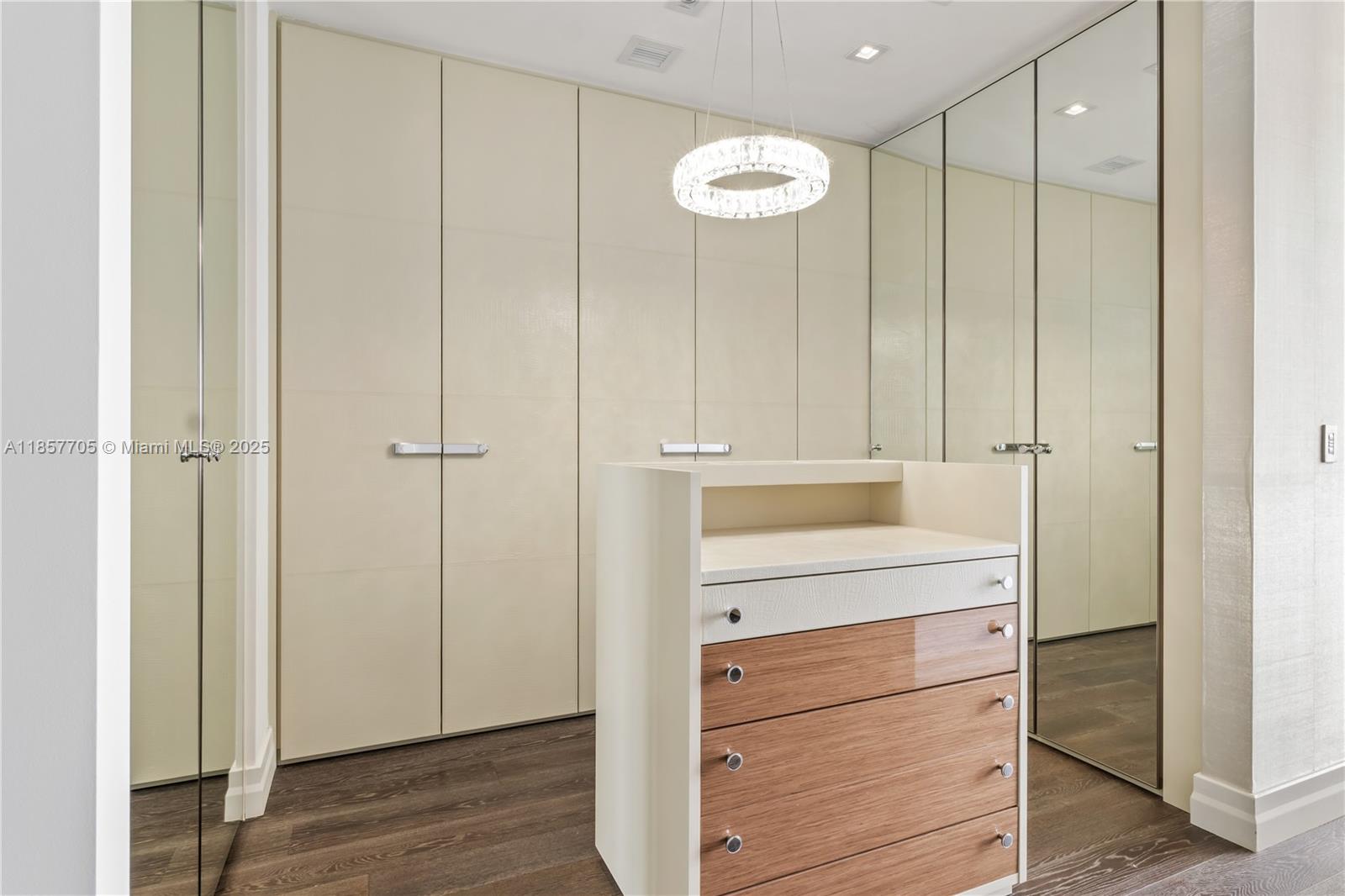 17749 Collins Ave # 1901