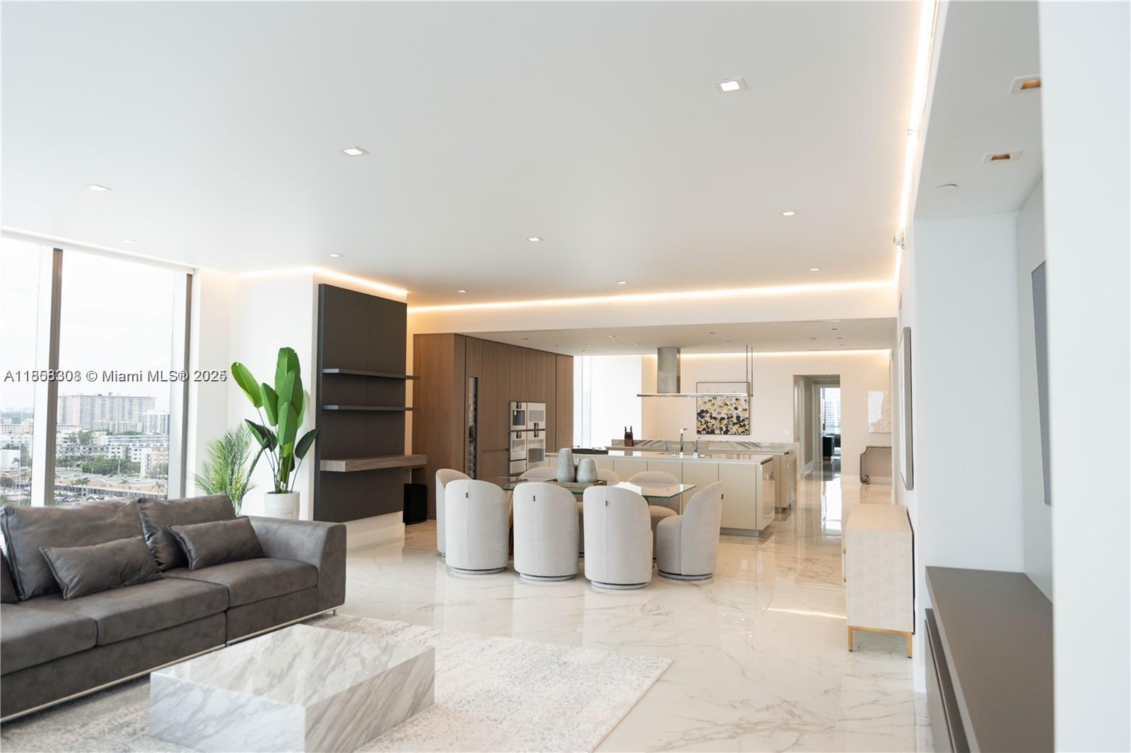 18501 Collins Ave # 1104