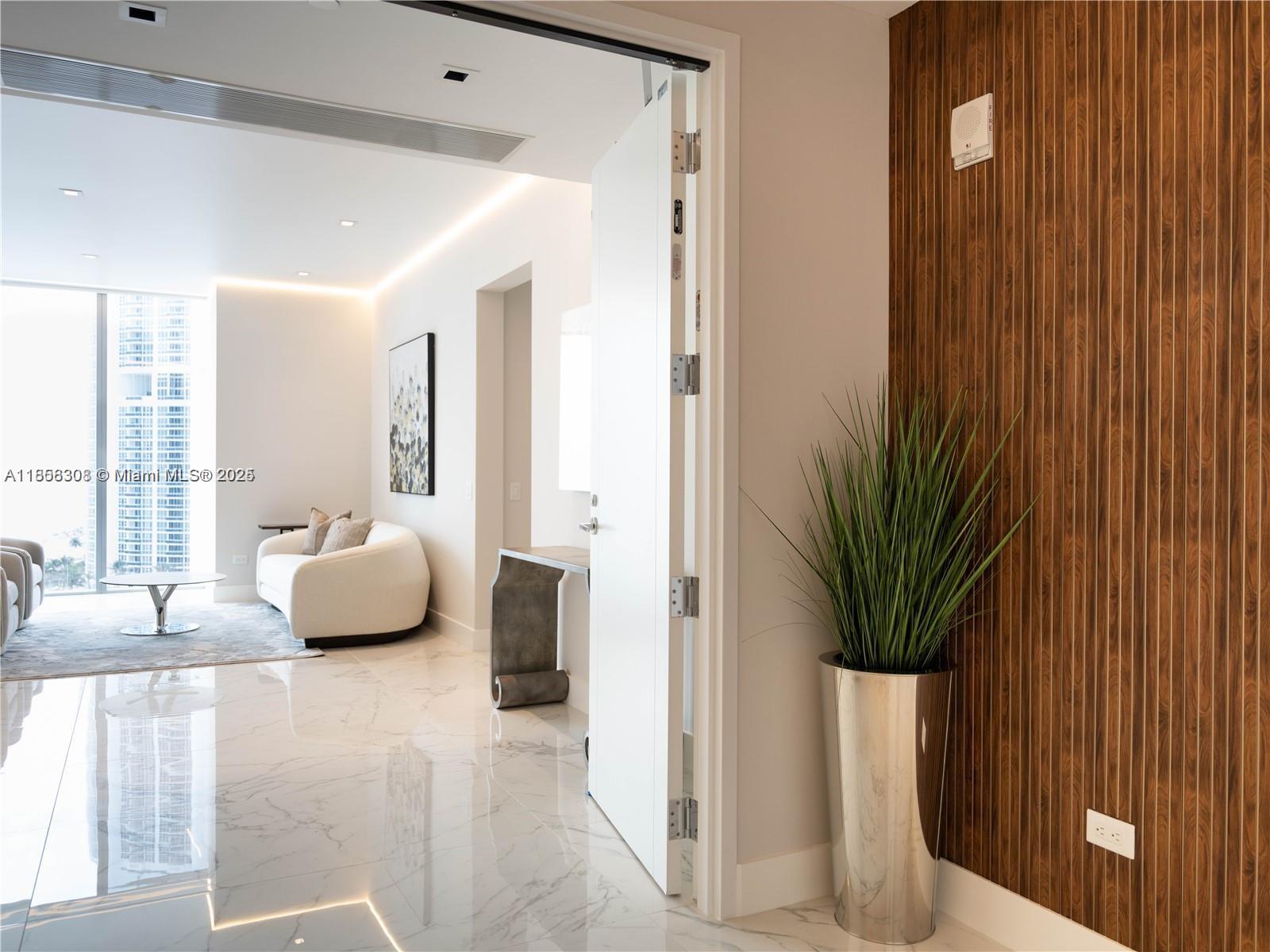 18501 Collins Ave # 1104