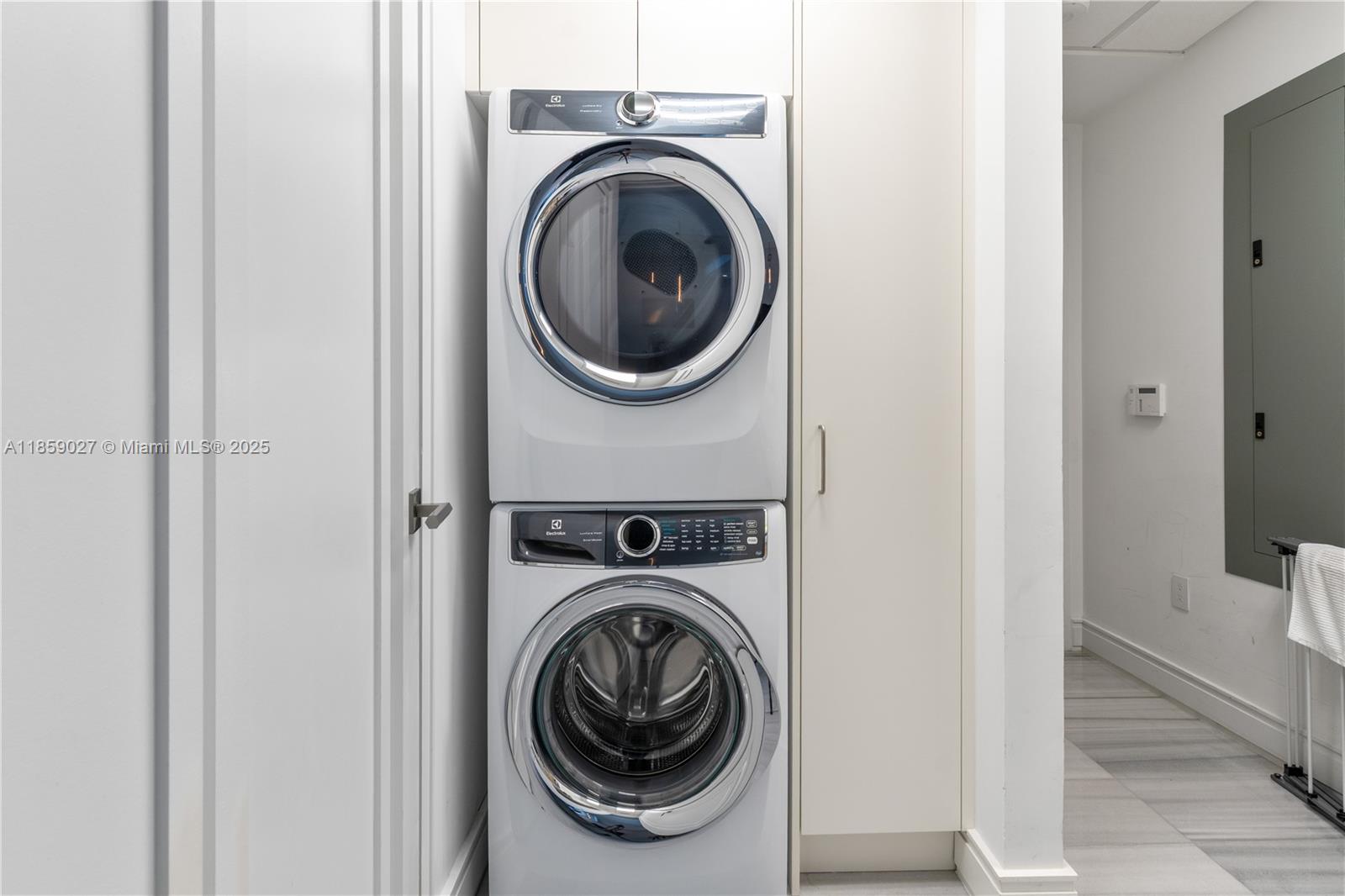 17901 Collins Ave # 2103