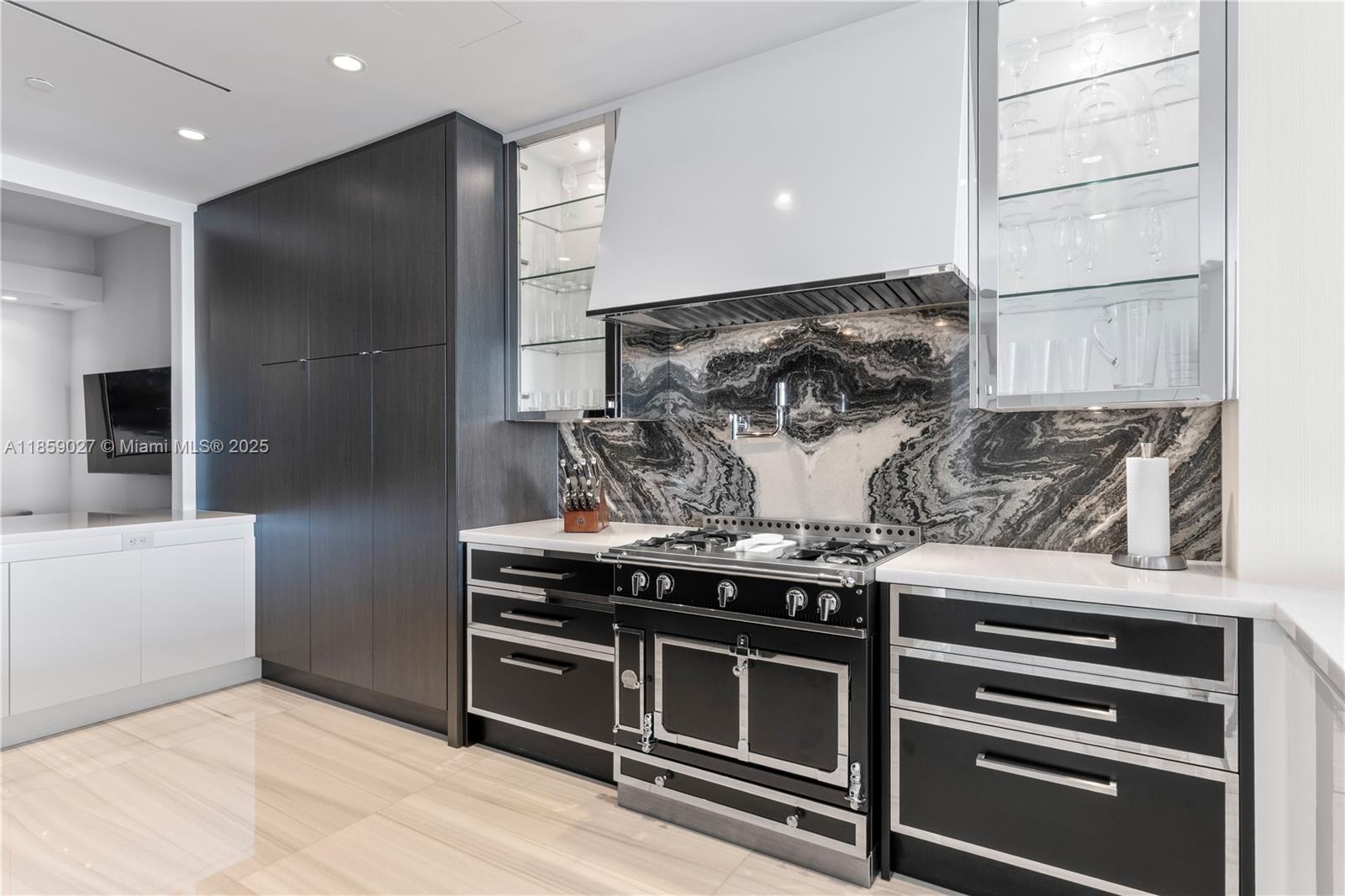 17901 Collins Ave # 2103