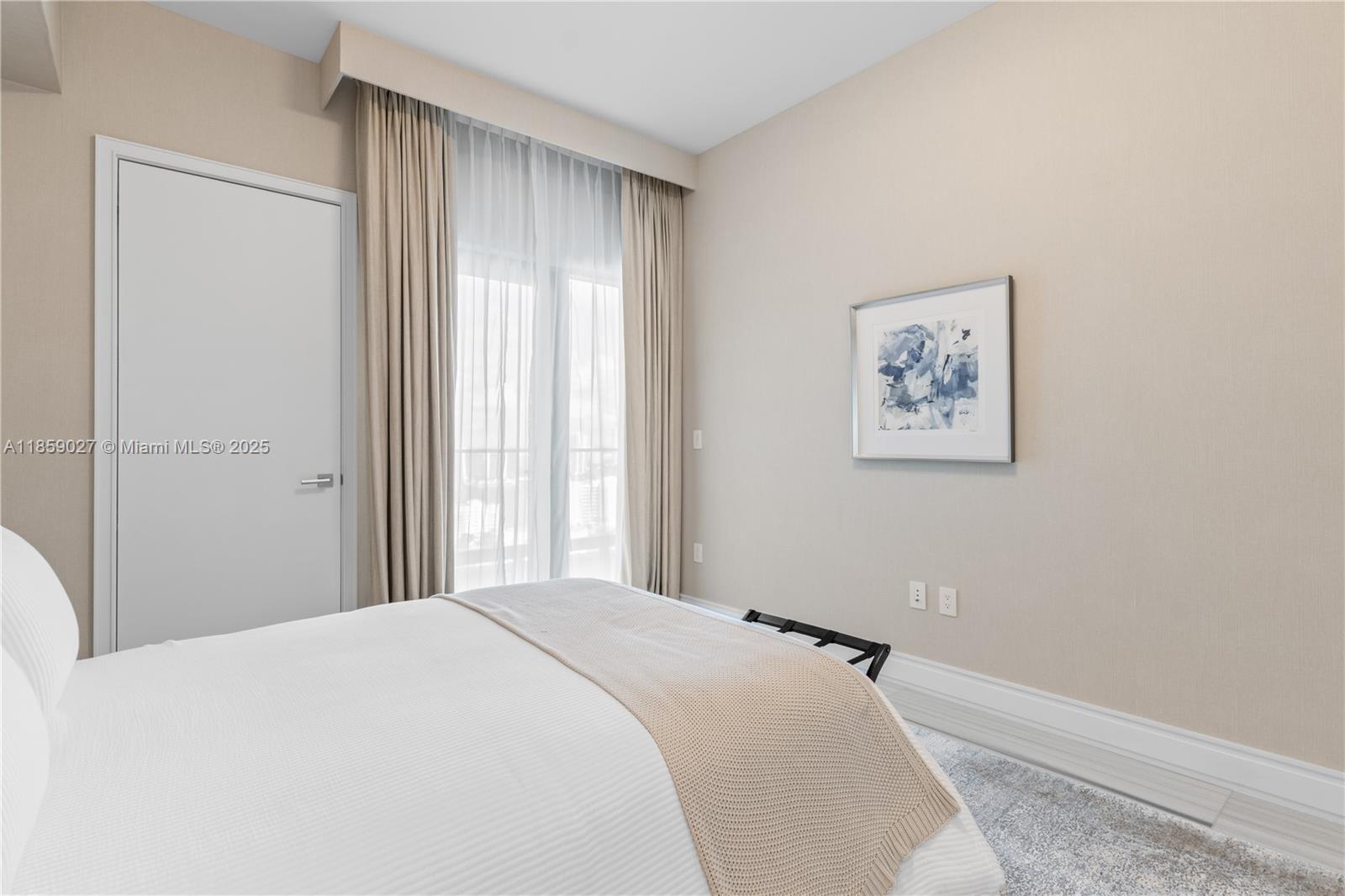 17901 Collins Ave # 2103