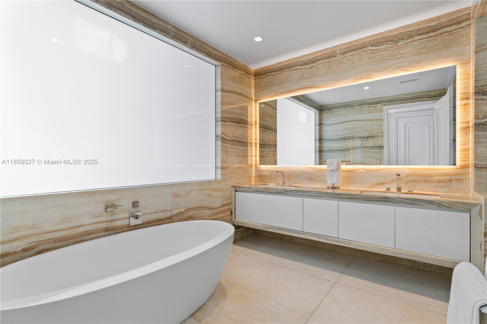 17901 Collins Ave # 2103