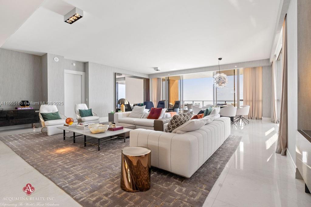 17749 Collins Ave # 902