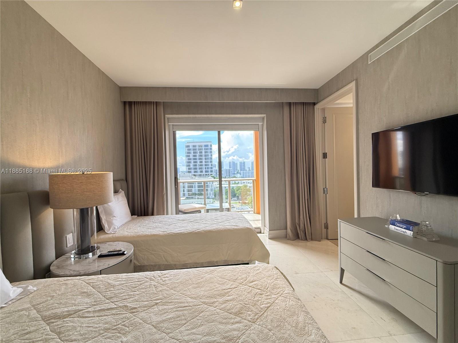 17749 Collins Ave # 902