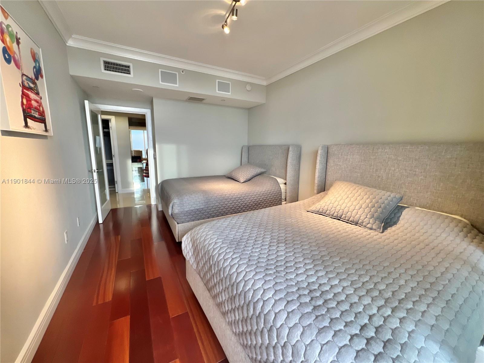 17875 Collins Ave # 4305, Sunny Isles Beach Unit: 4305