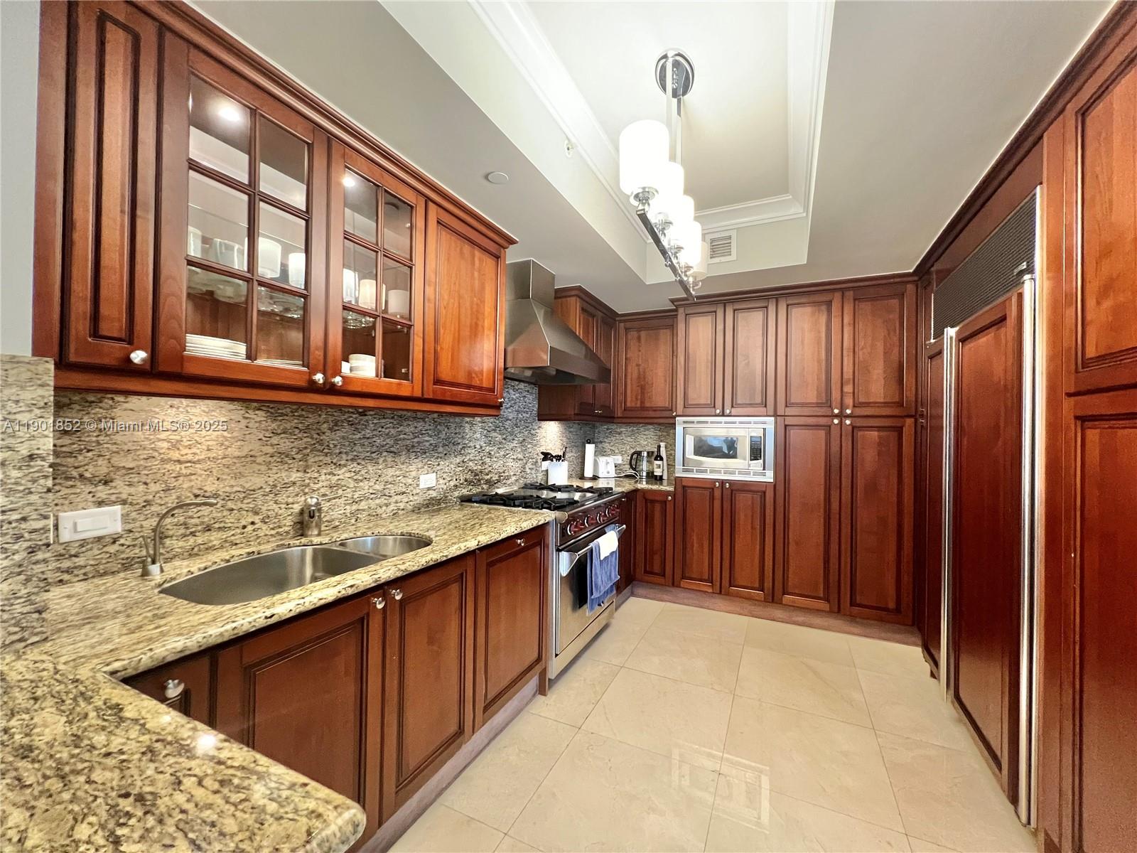 17875 Collins Ave # 4305, Sunny Isles Beach Unit: 4305