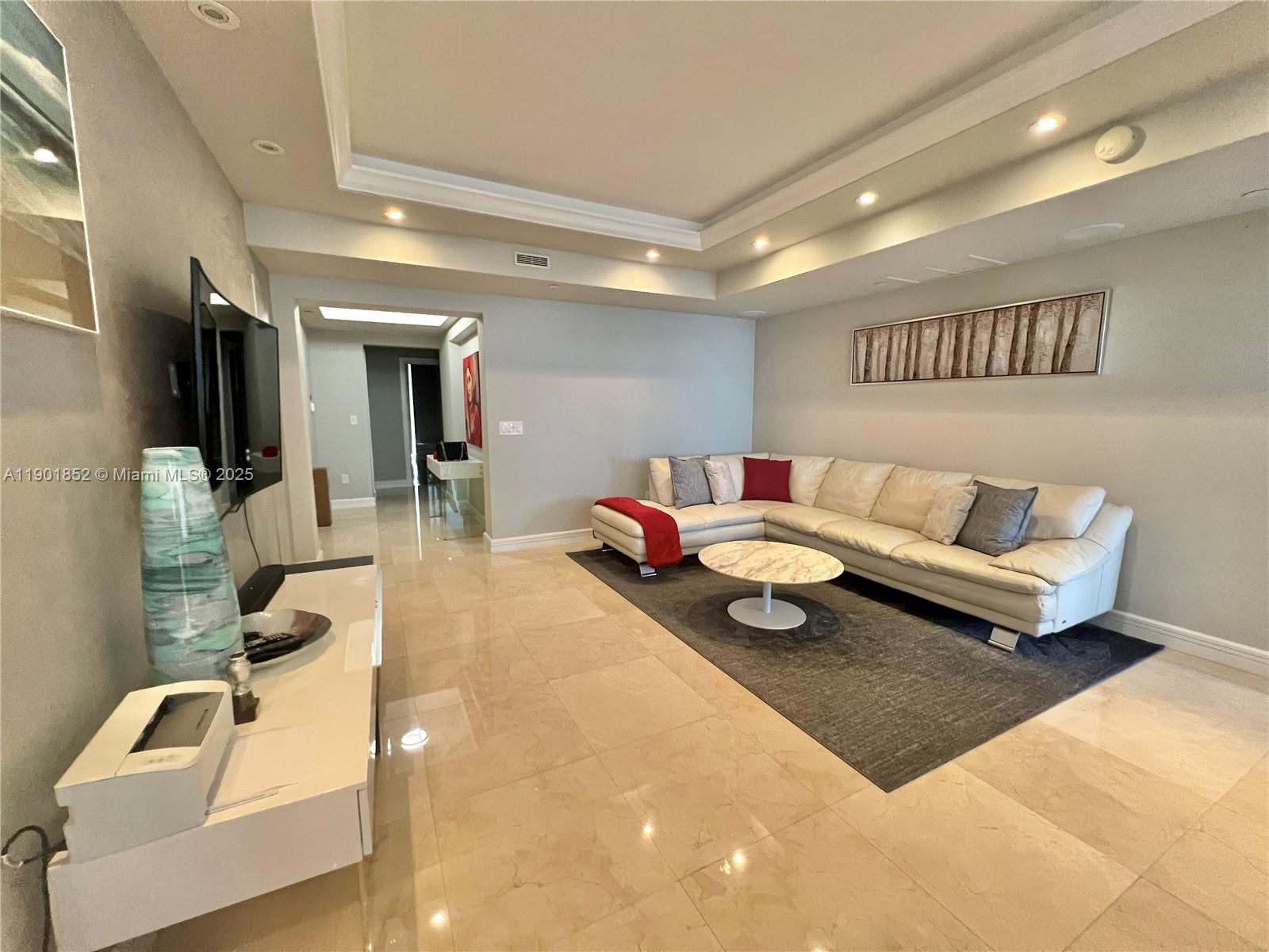 17875 Collins Ave # 4305, Sunny Isles Beach Unit: 4305