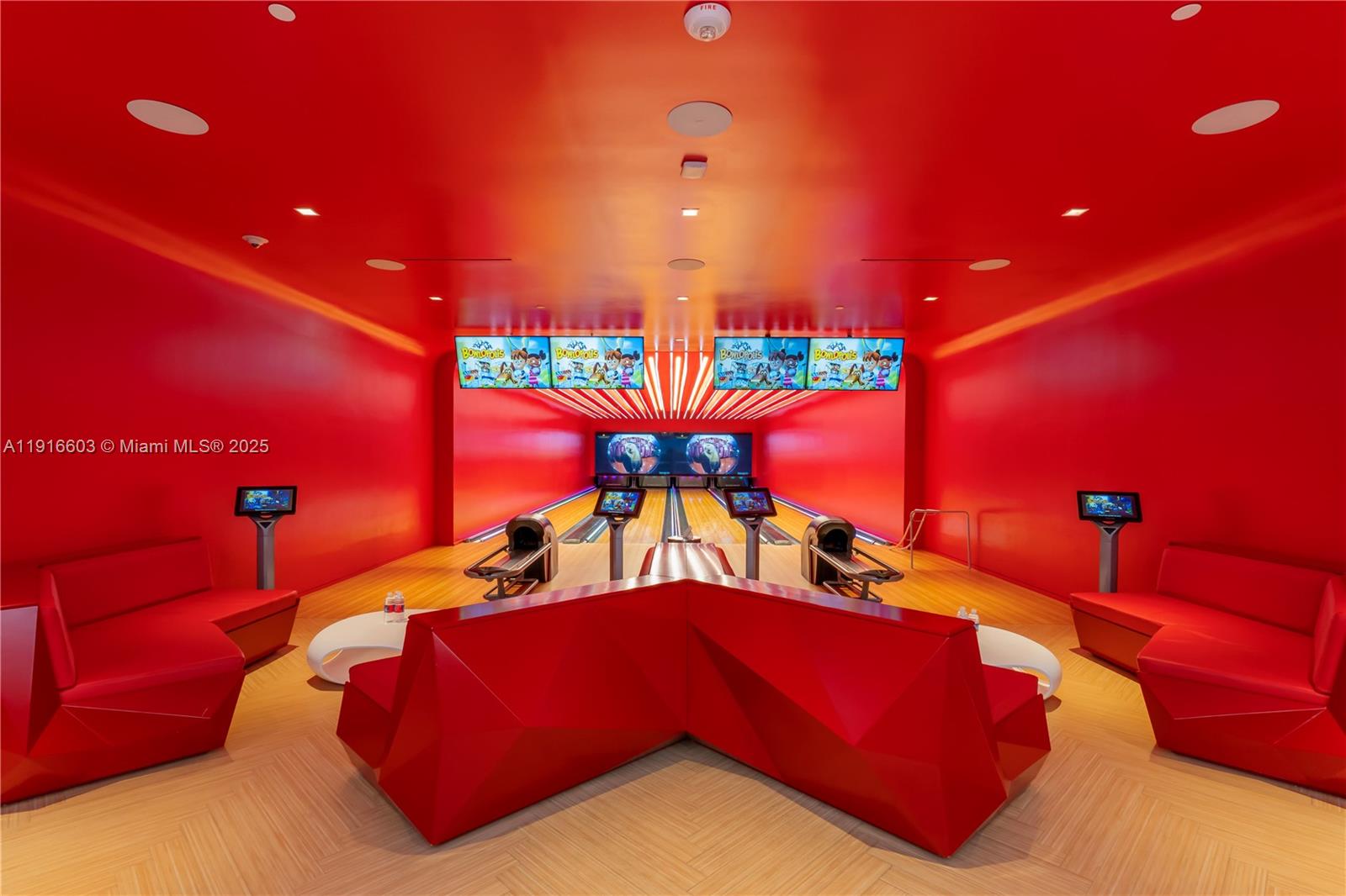 17975 Collins Avenue # 2402