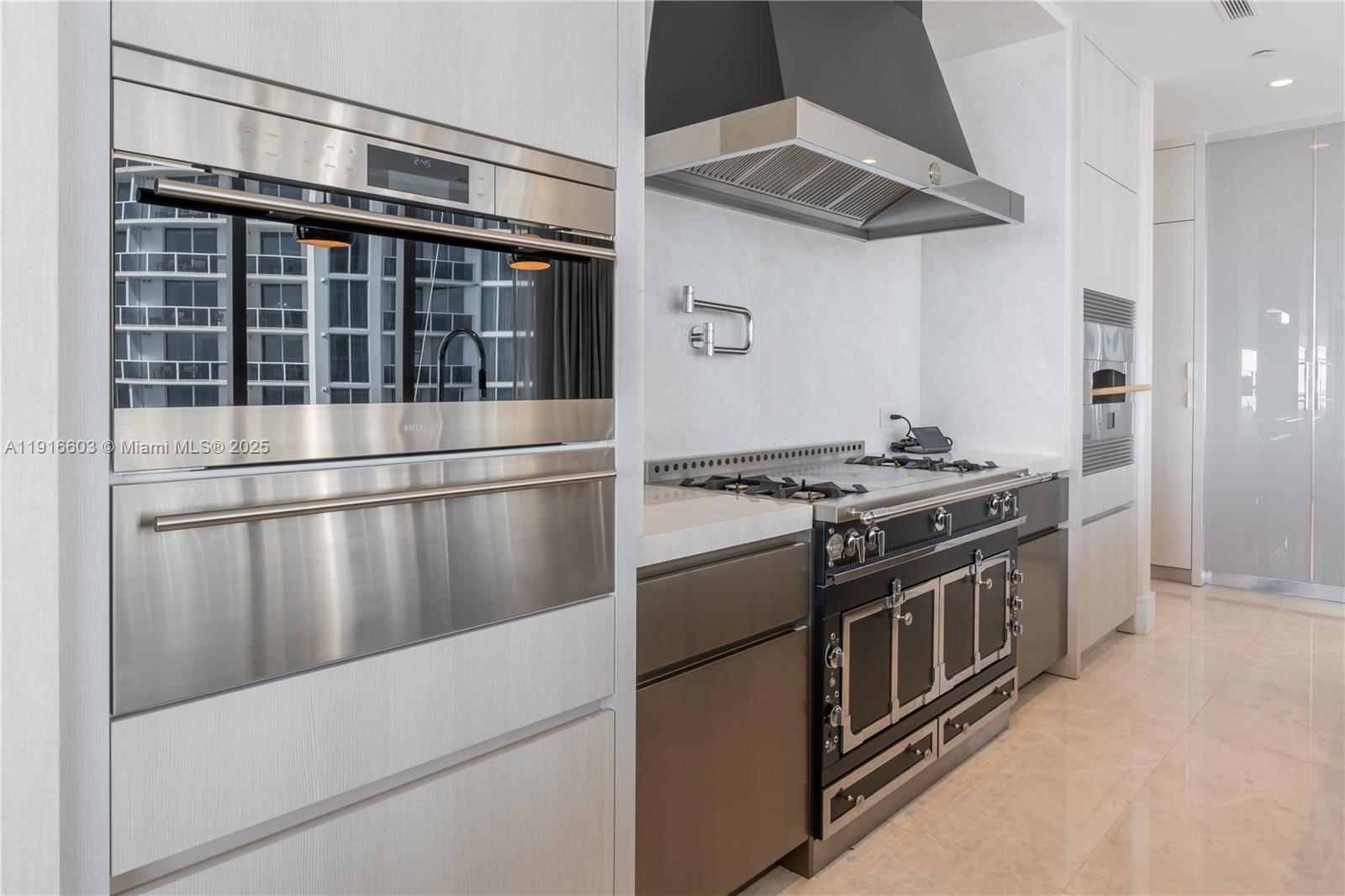 17975 Collins Avenue # 2402