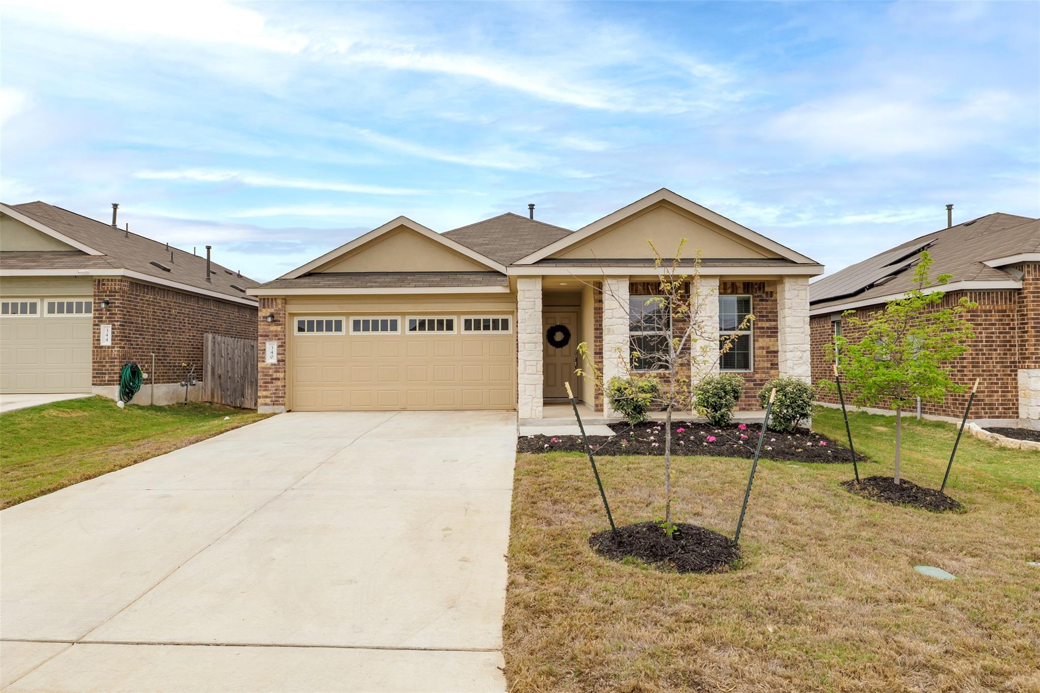 340 Sonterra DR