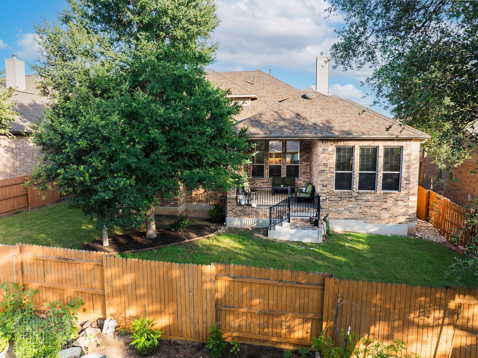 128 Lady Bird LN