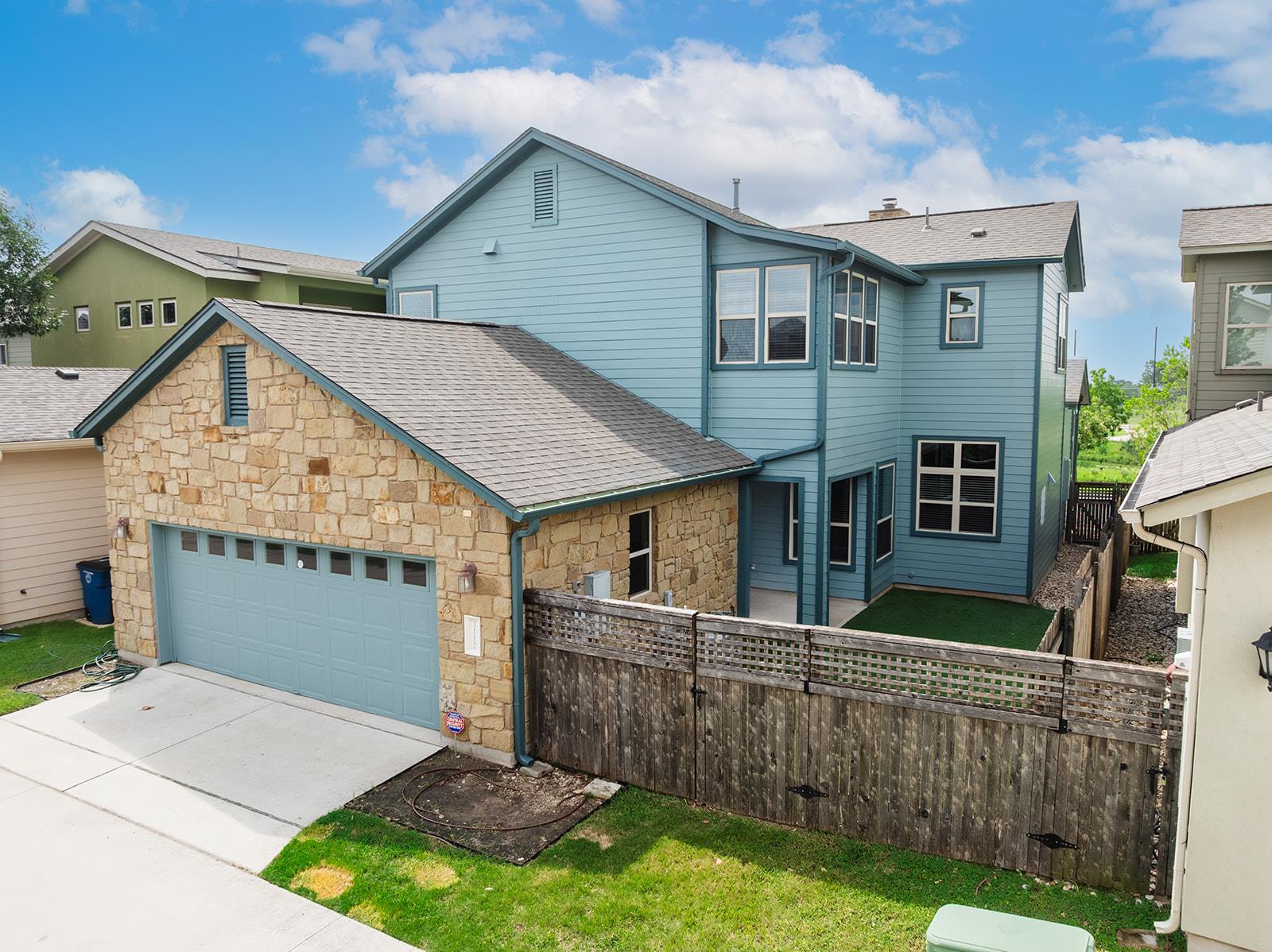 3112 Tom Miller ST