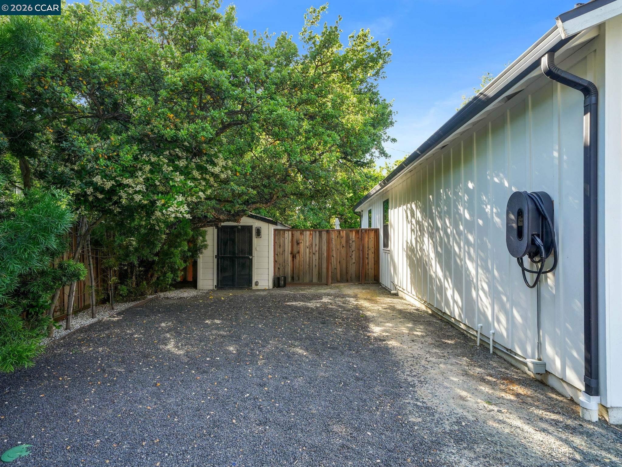 40 Mcguire Dr