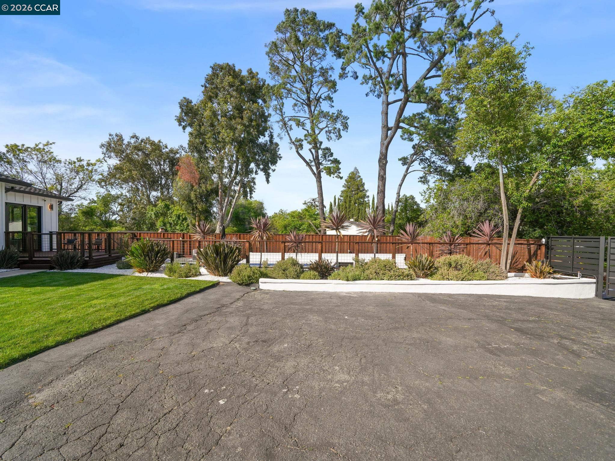 40 Mcguire Dr