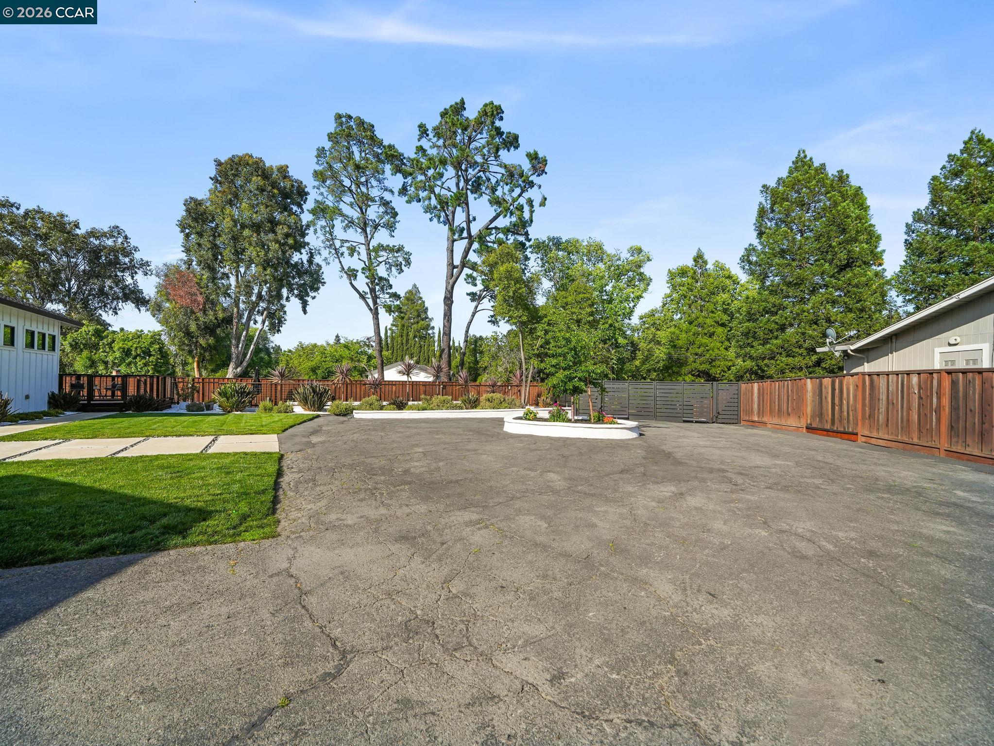 40 Mcguire Dr
