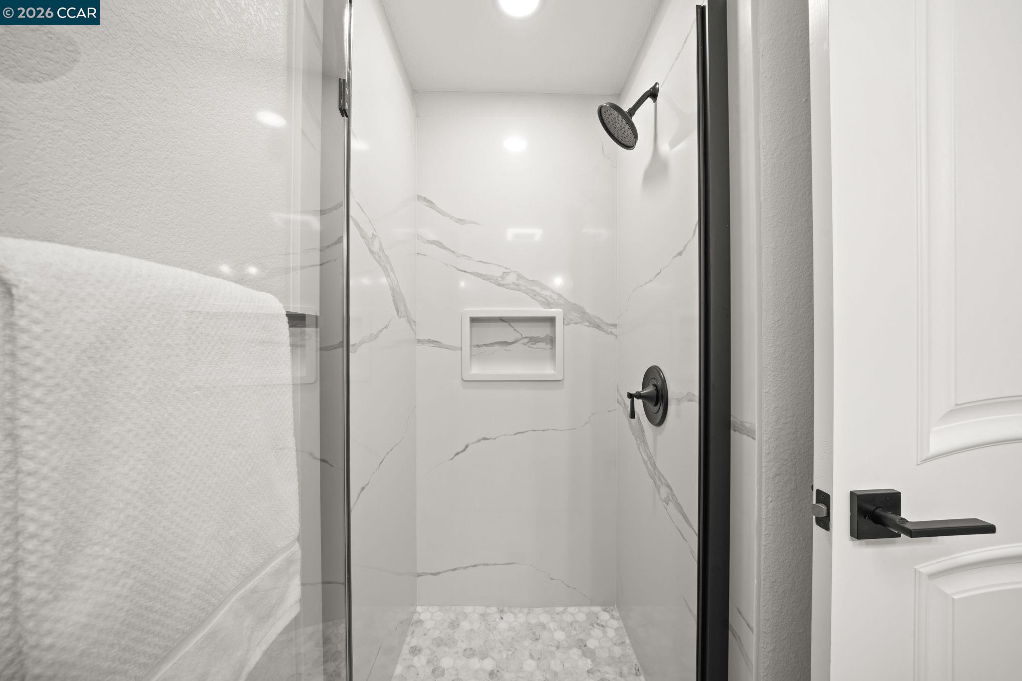 2130 Shoshone Cir