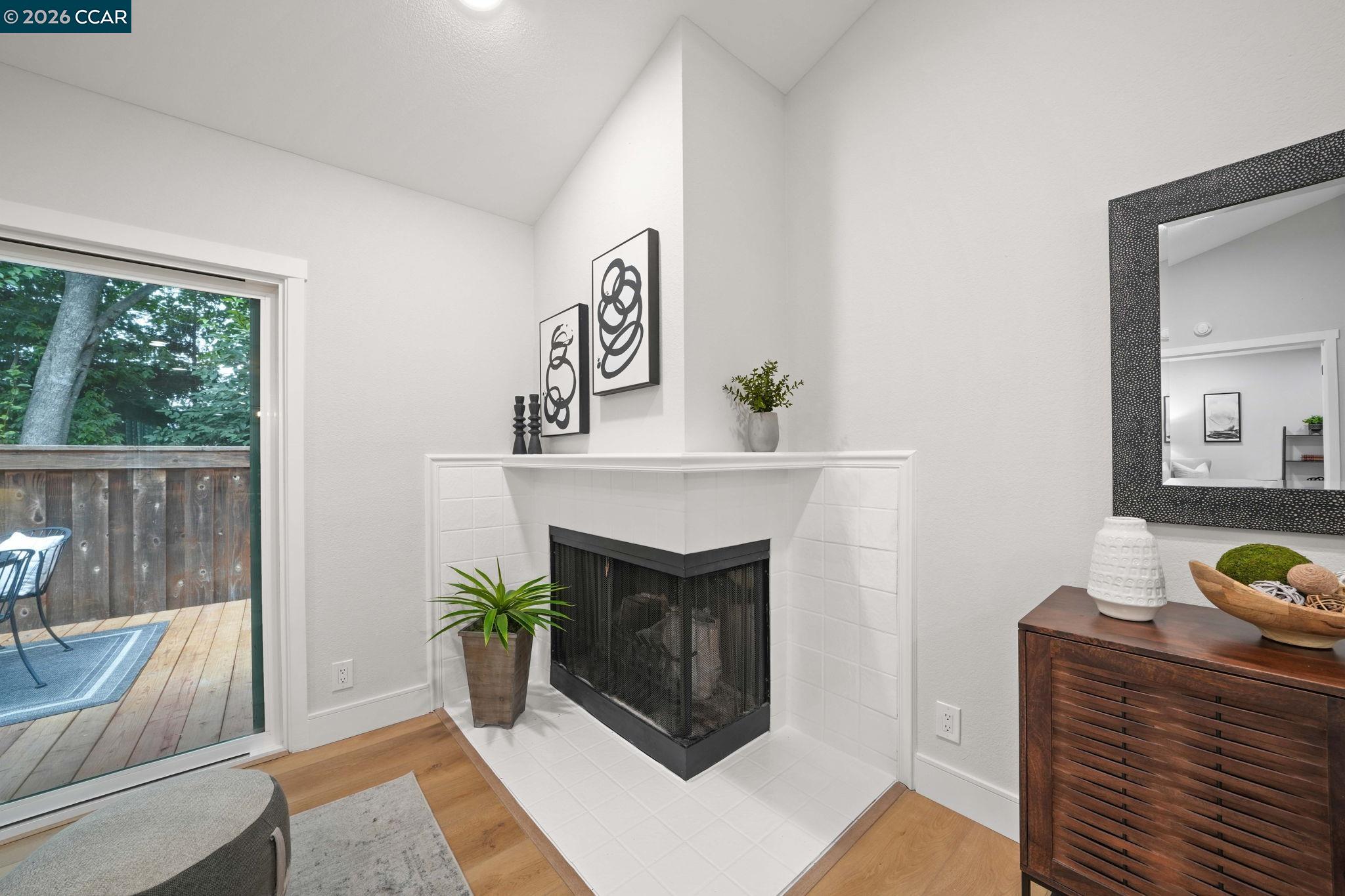 2130 Shoshone Cir