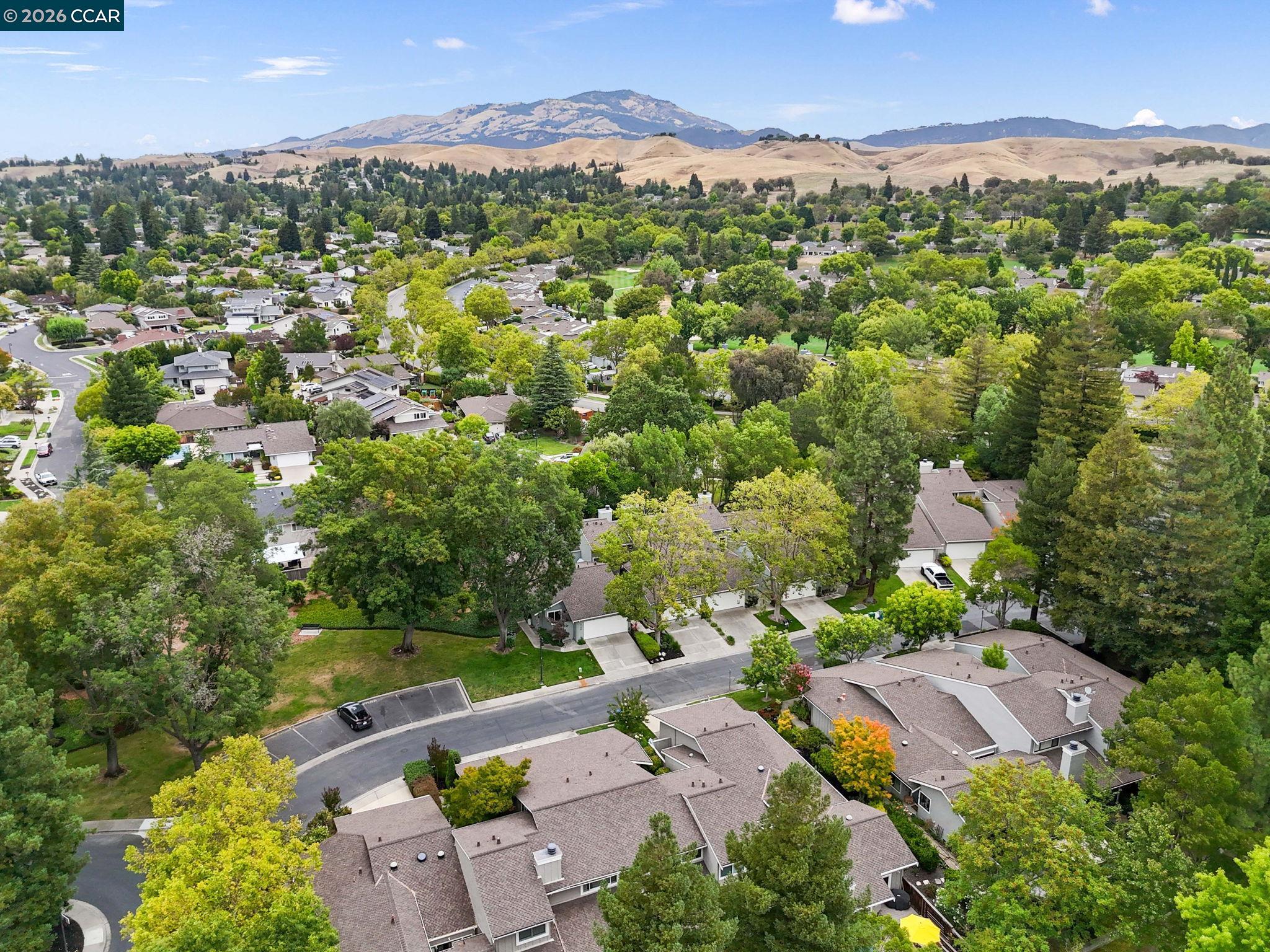 2130 Shoshone Cir