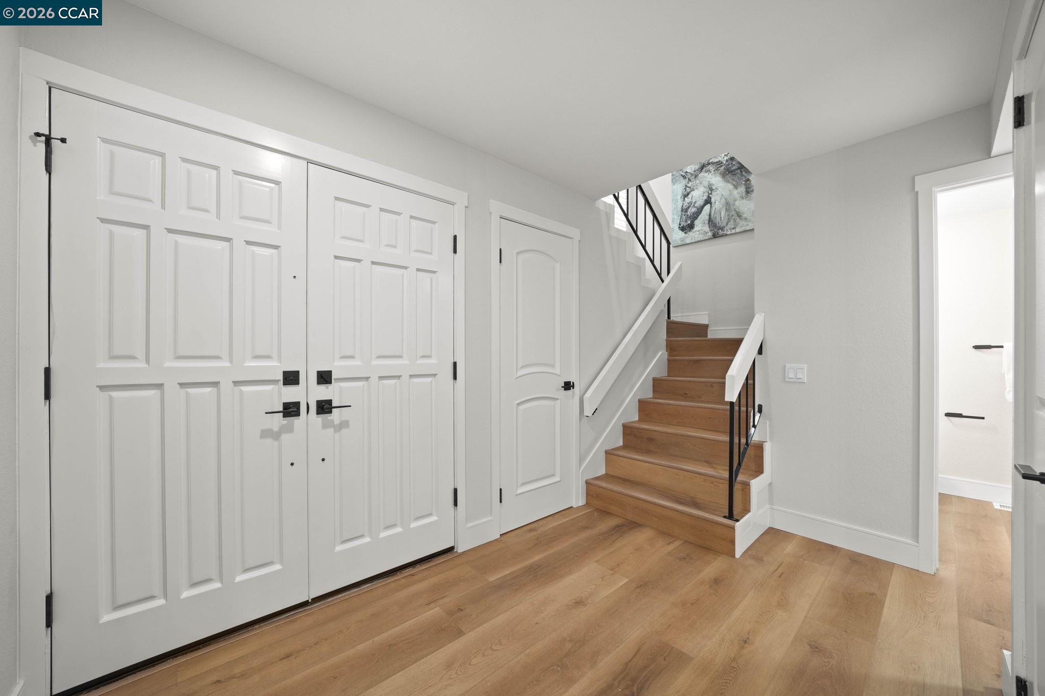 2130 Shoshone Cir