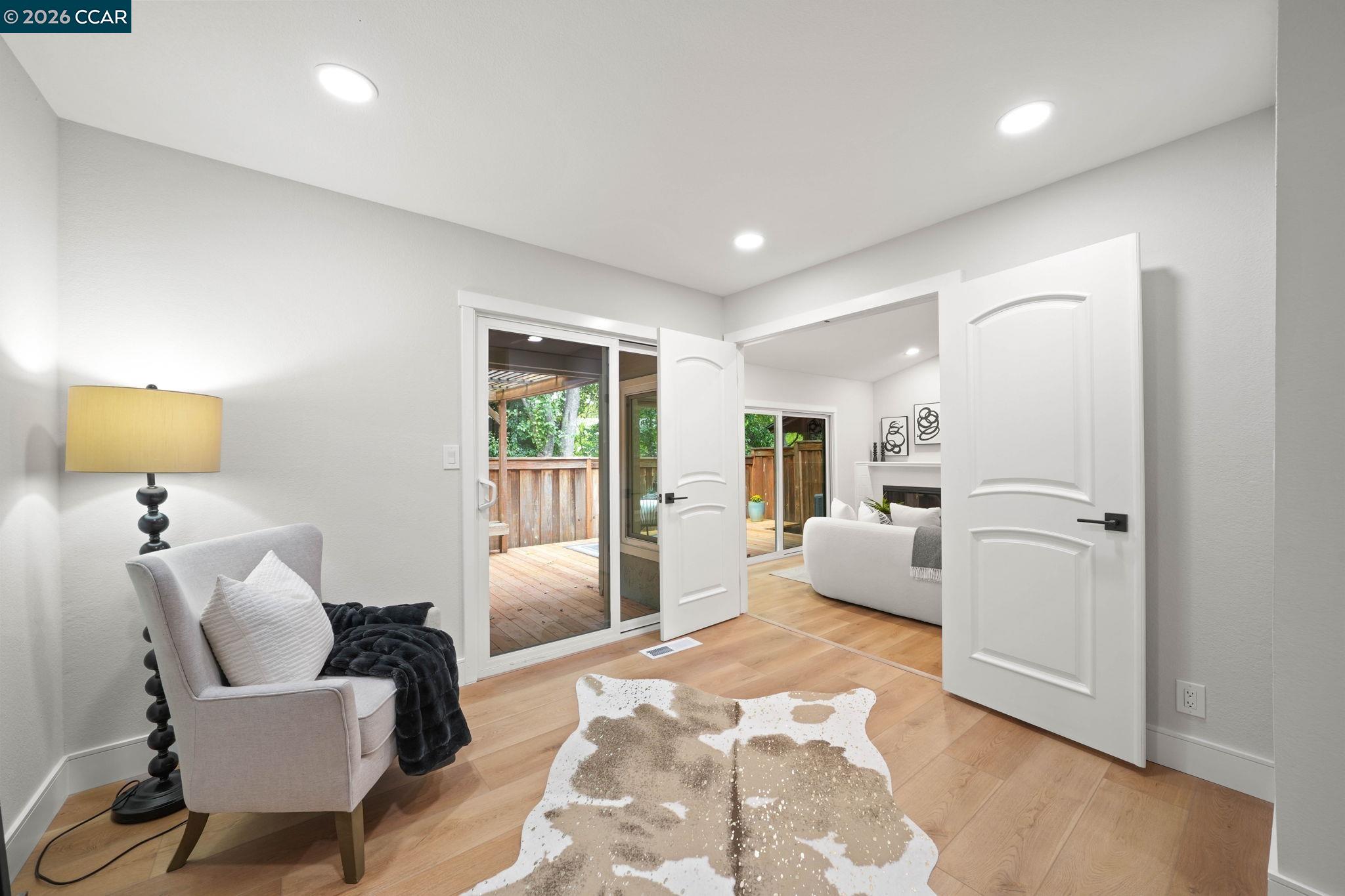 2130 Shoshone Cir