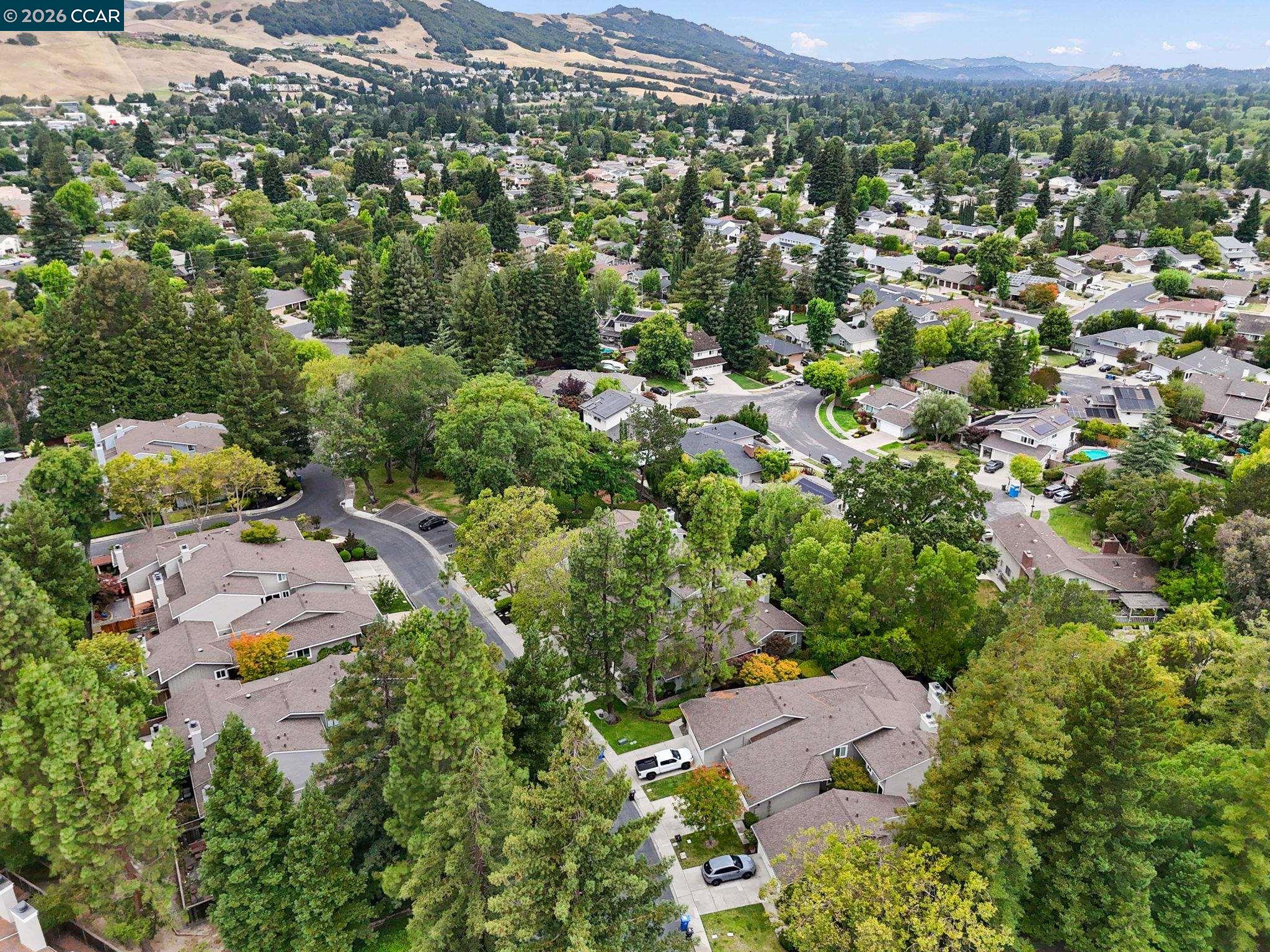2130 Shoshone Cir