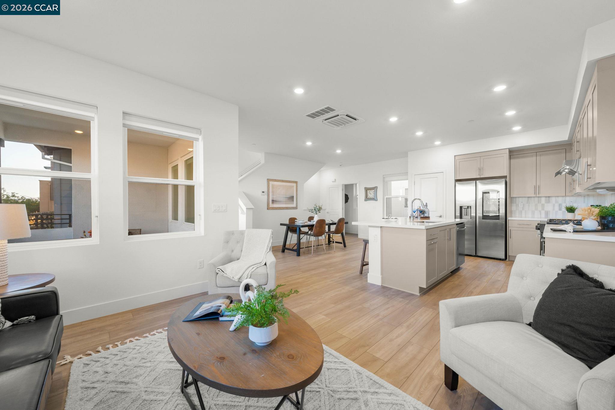 5400 Central Pkwy Unit: E