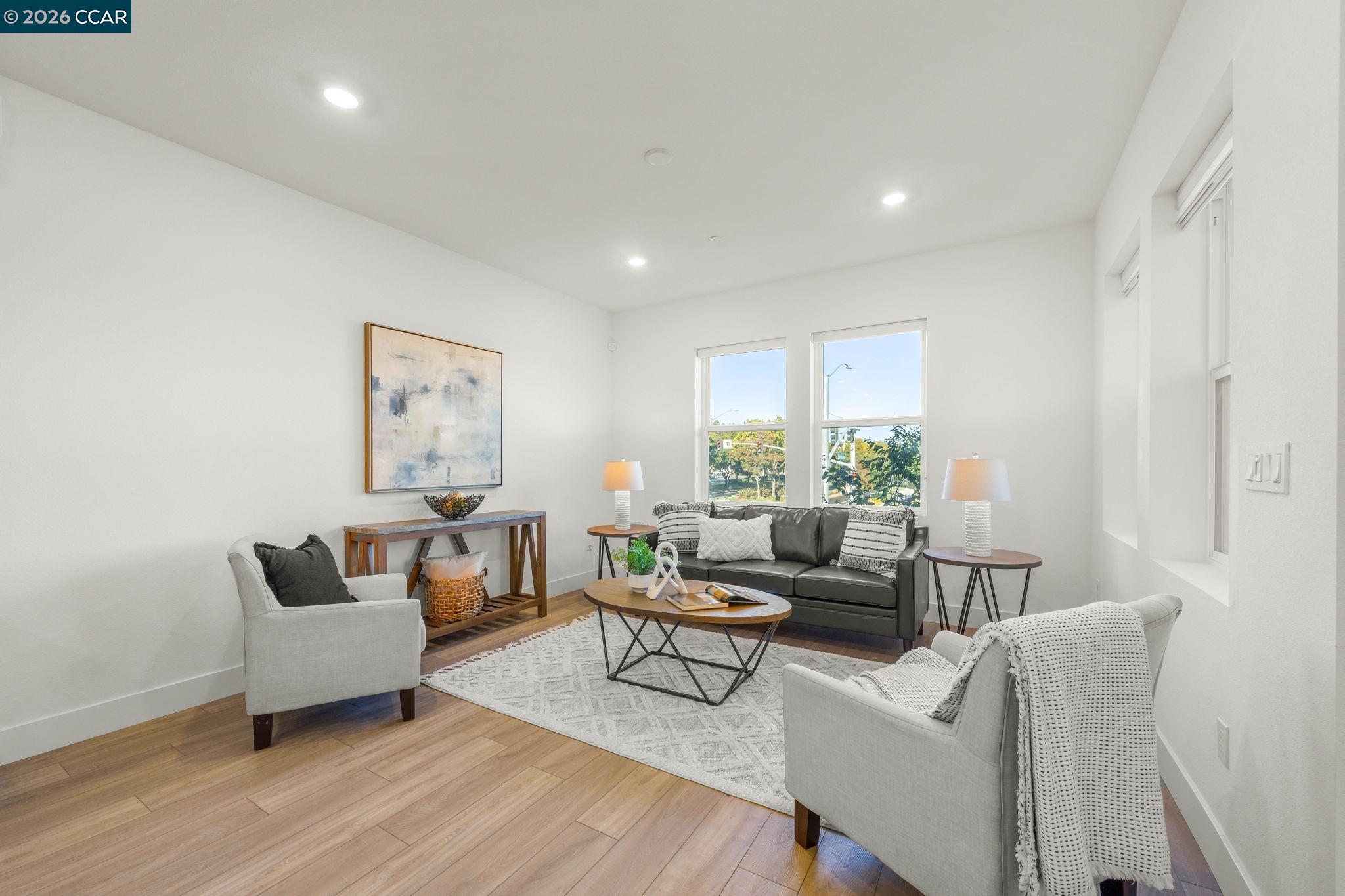 5400 Central Pkwy Unit: E