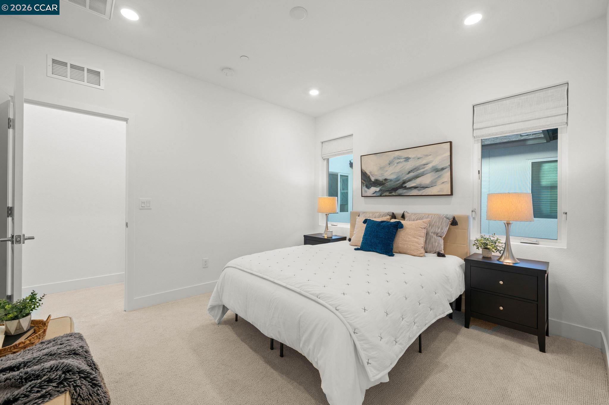 5400 Central Pkwy Unit: E