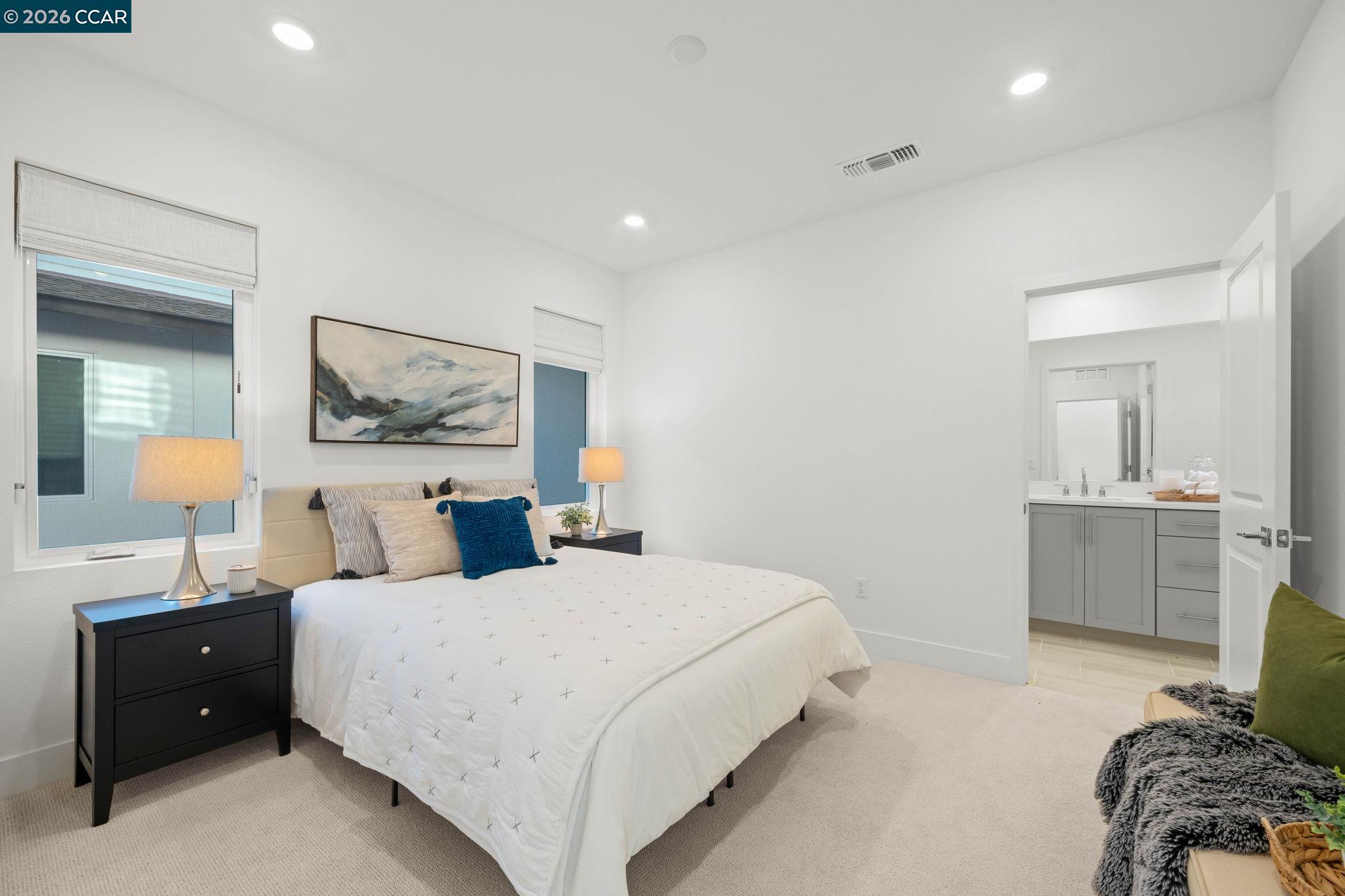 5400 Central Pkwy Unit: E