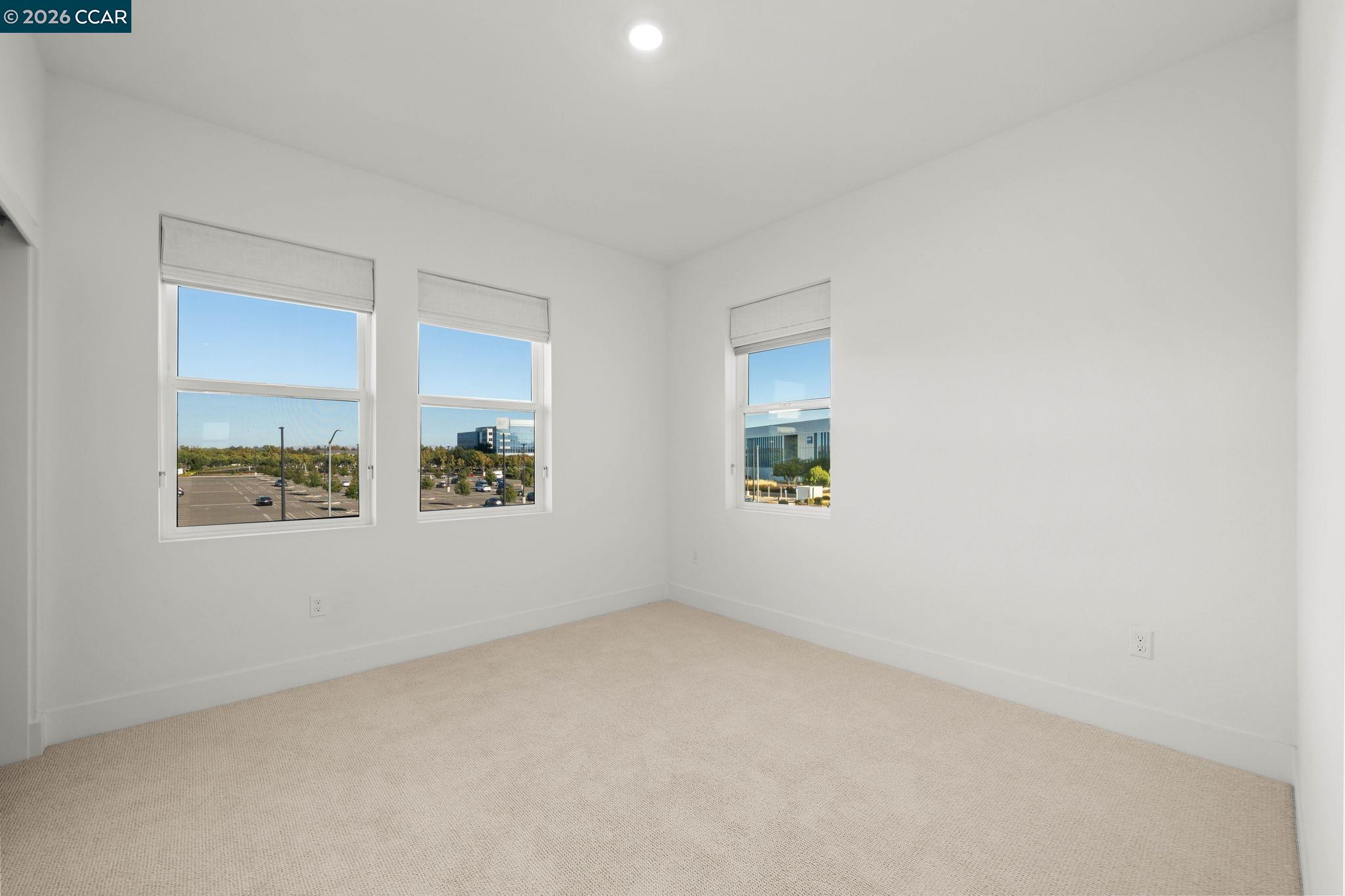 5400 Central Pkwy Unit: E