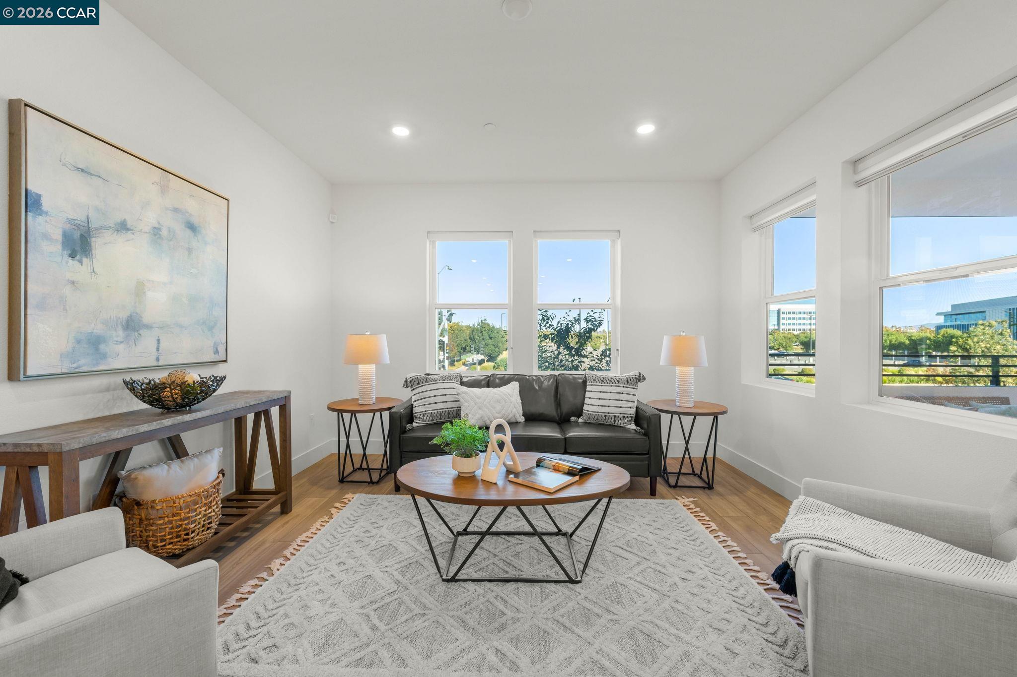 5400 Central Pkwy Unit: E