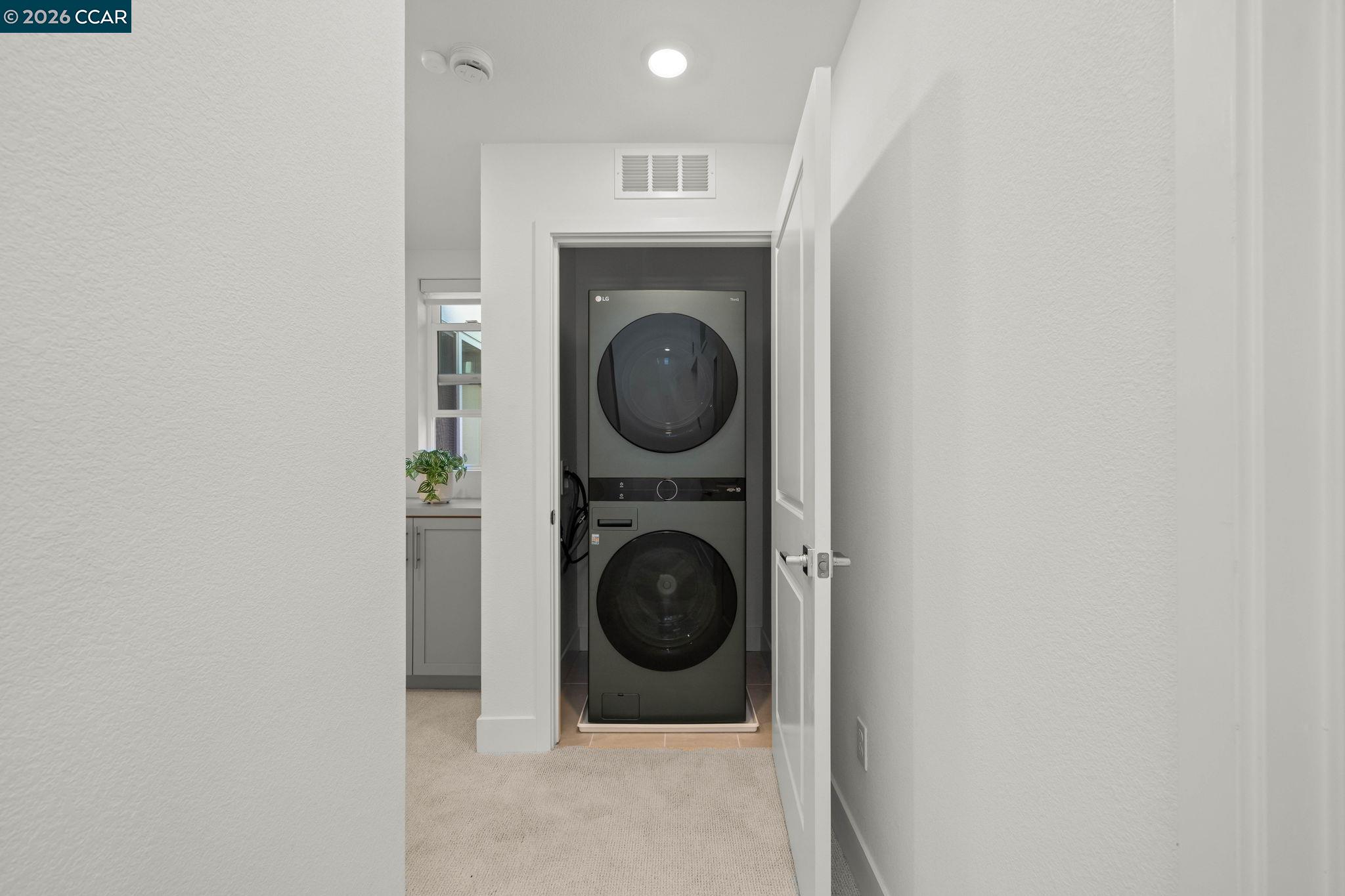 5400 Central Pkwy Unit: E