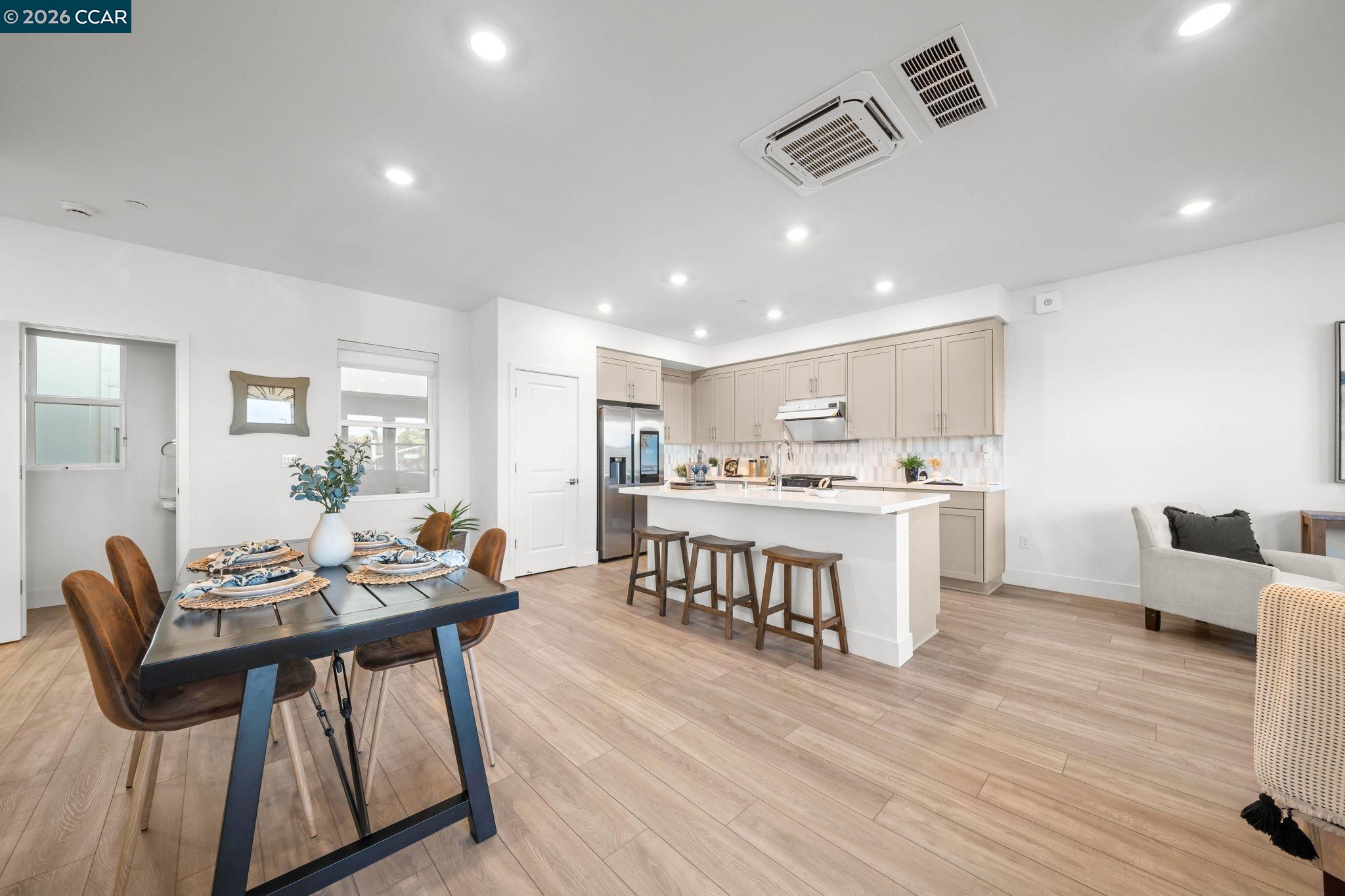 5400 Central Pkwy Unit: E