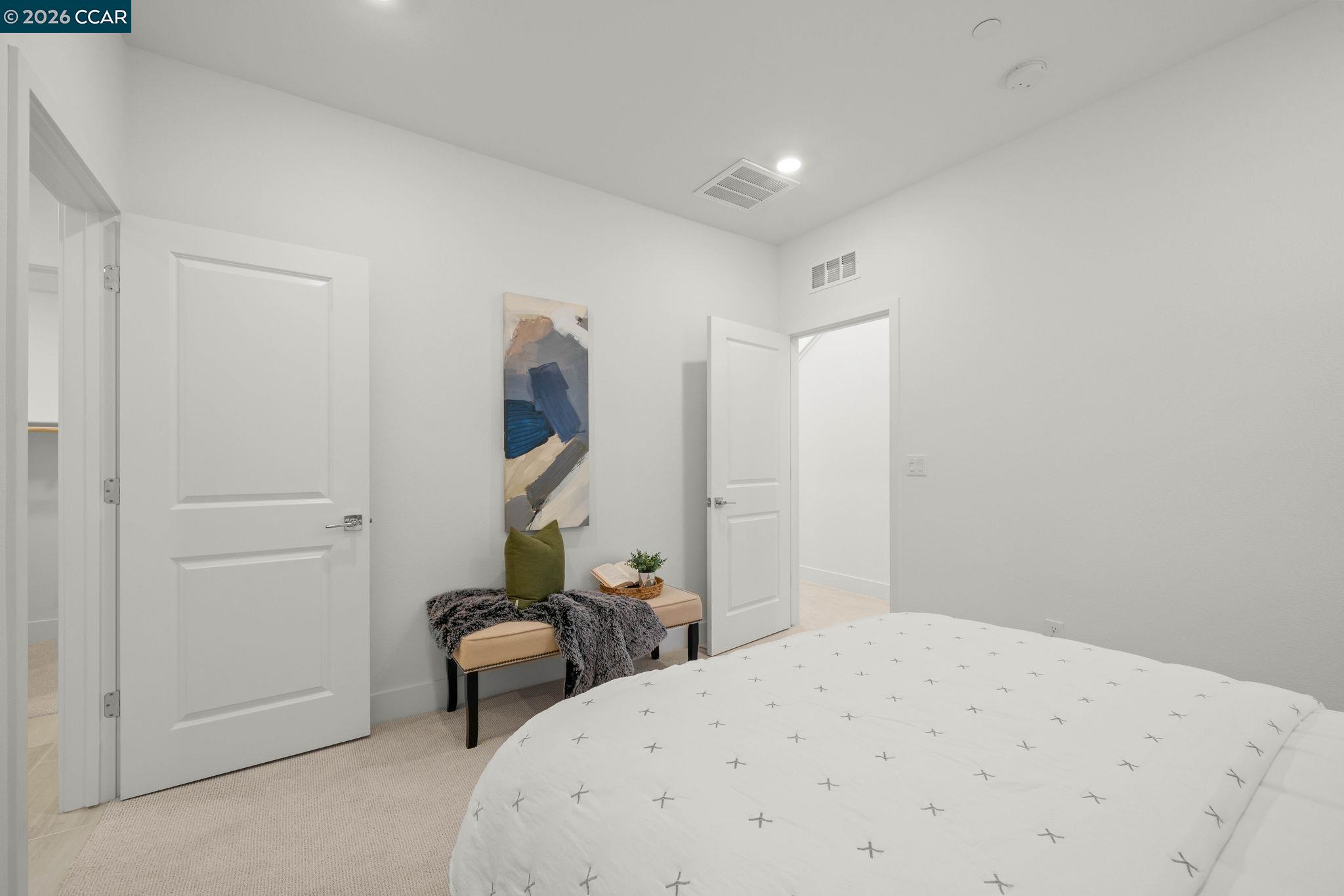 5400 Central Pkwy Unit: E