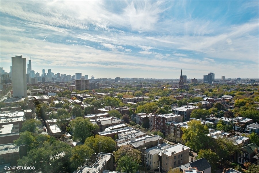 1850 N CLARK Street Unit: 1906