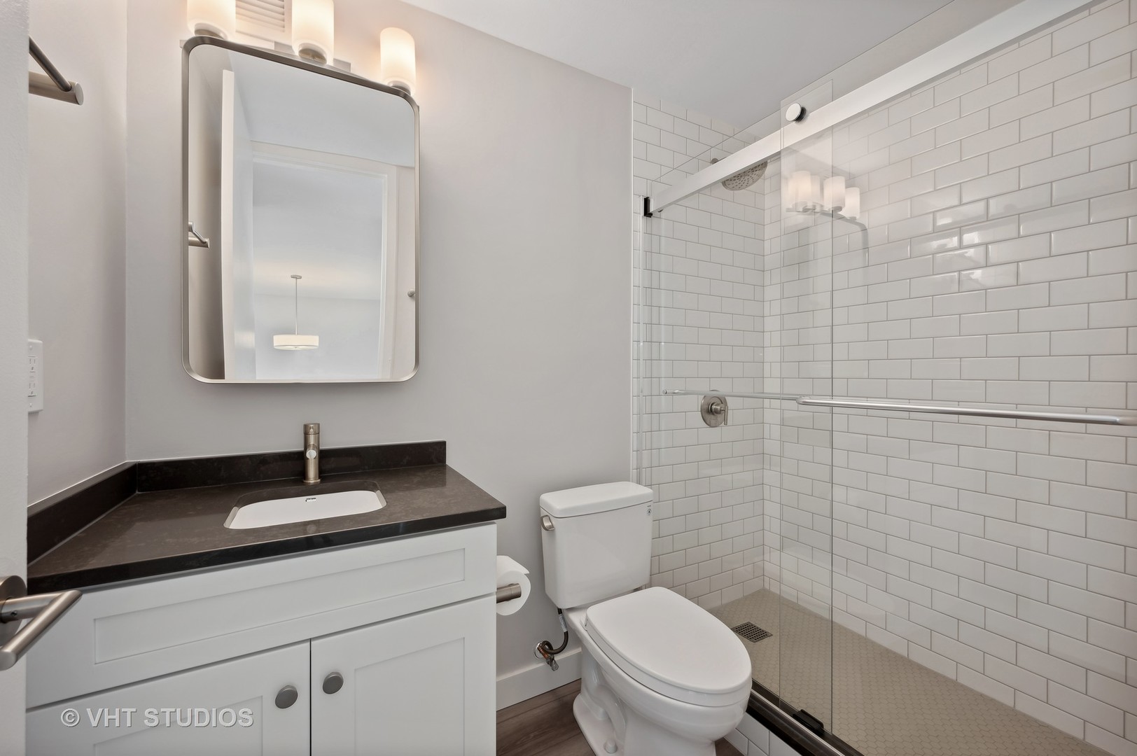 2020 N Lincoln Park West Unit: 19J