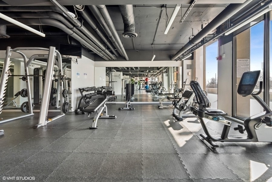 2020 N Lincoln Park West Unit: 29M
