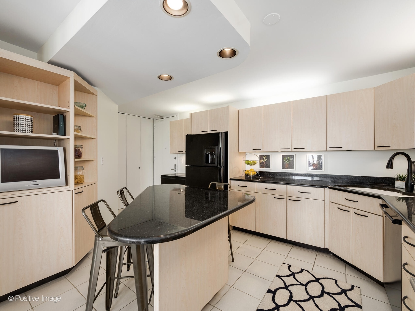 2020 N Lincoln Park West Unit: 31DE