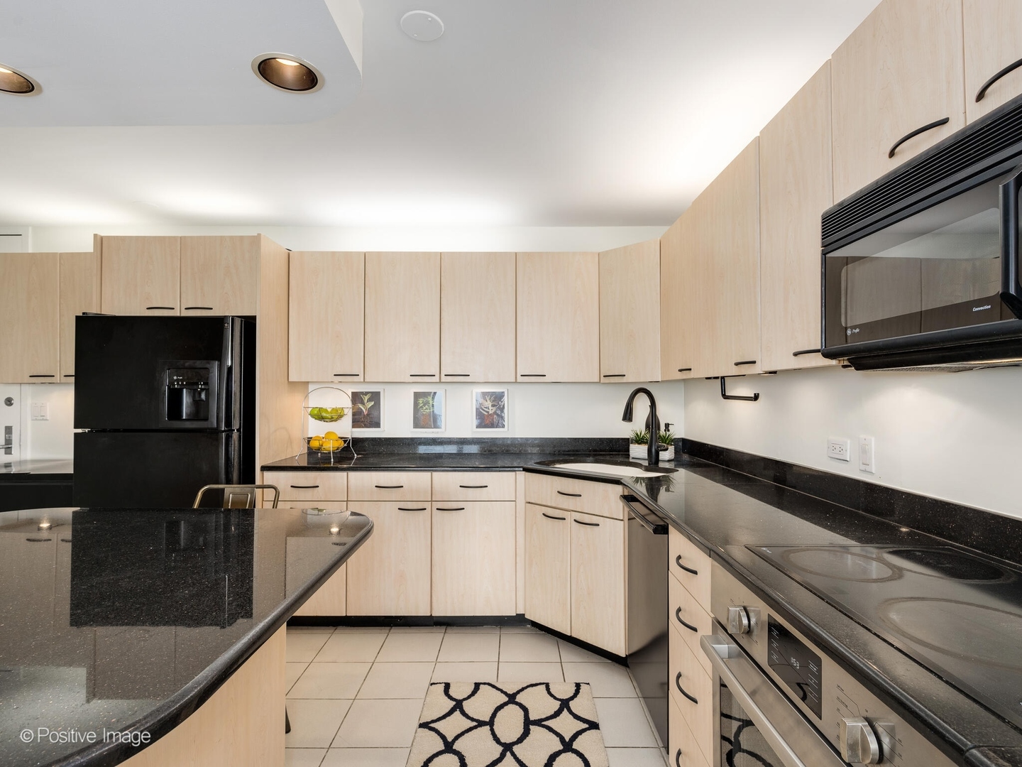2020 N Lincoln Park West Unit: 31DE