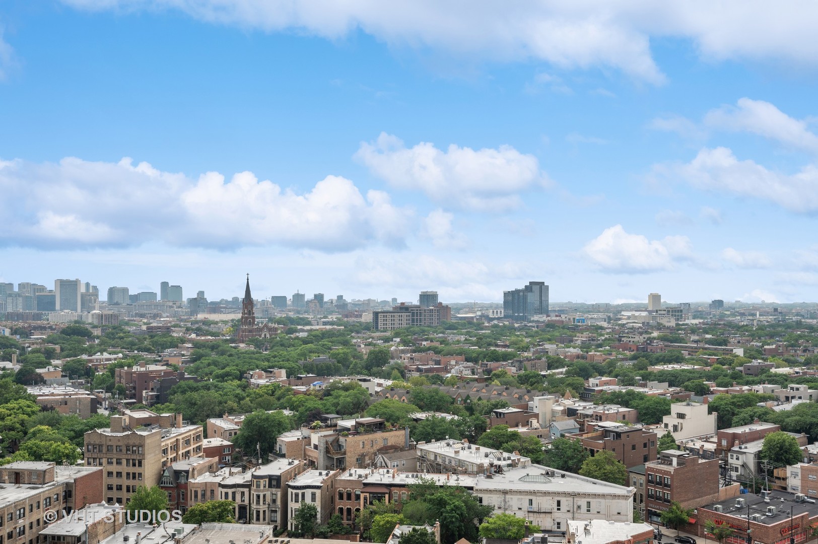 2020 N Lincoln Park West Unit: 18A