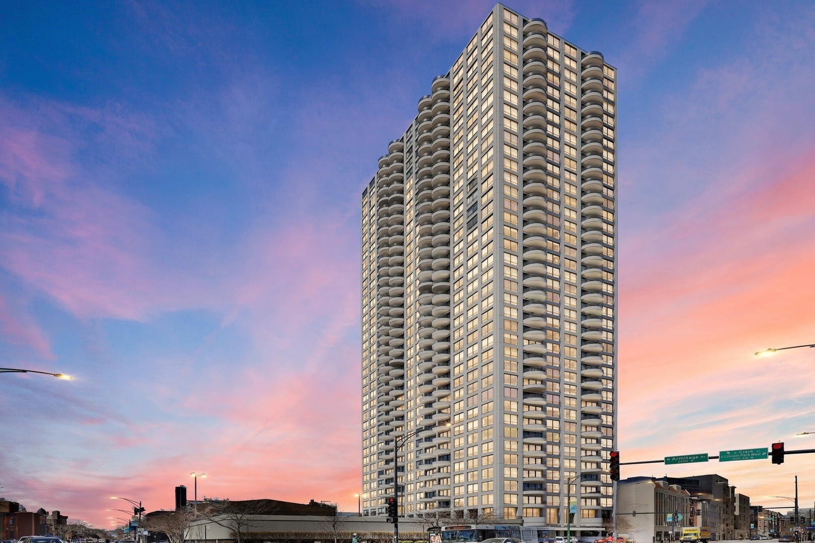 2020 N Lincoln Park West Unit: 18A