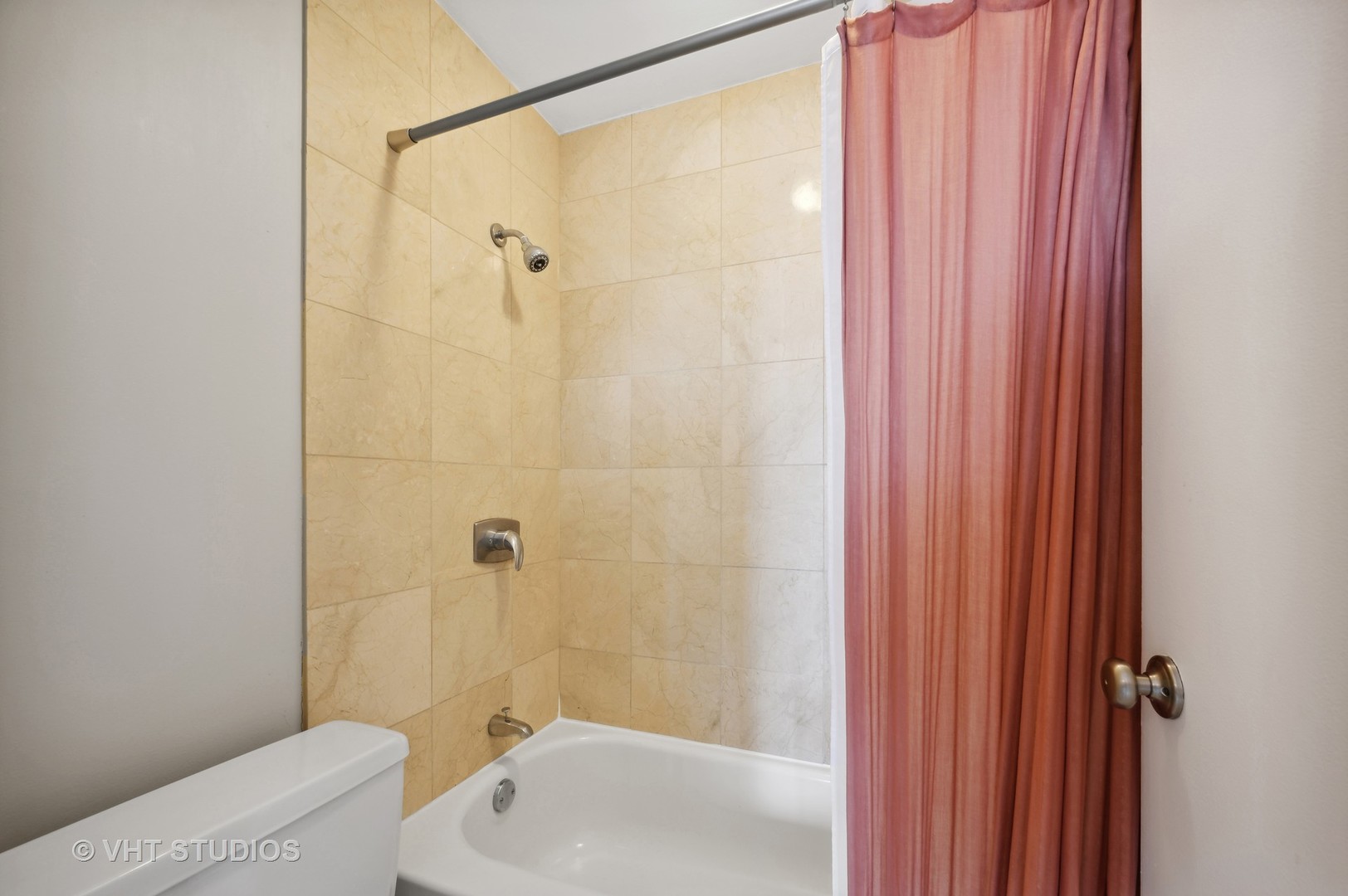 2020 N Lincoln Park West Unit: 18A