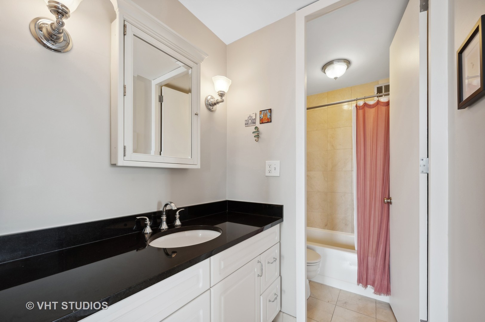 2020 N Lincoln Park West Unit: 18A