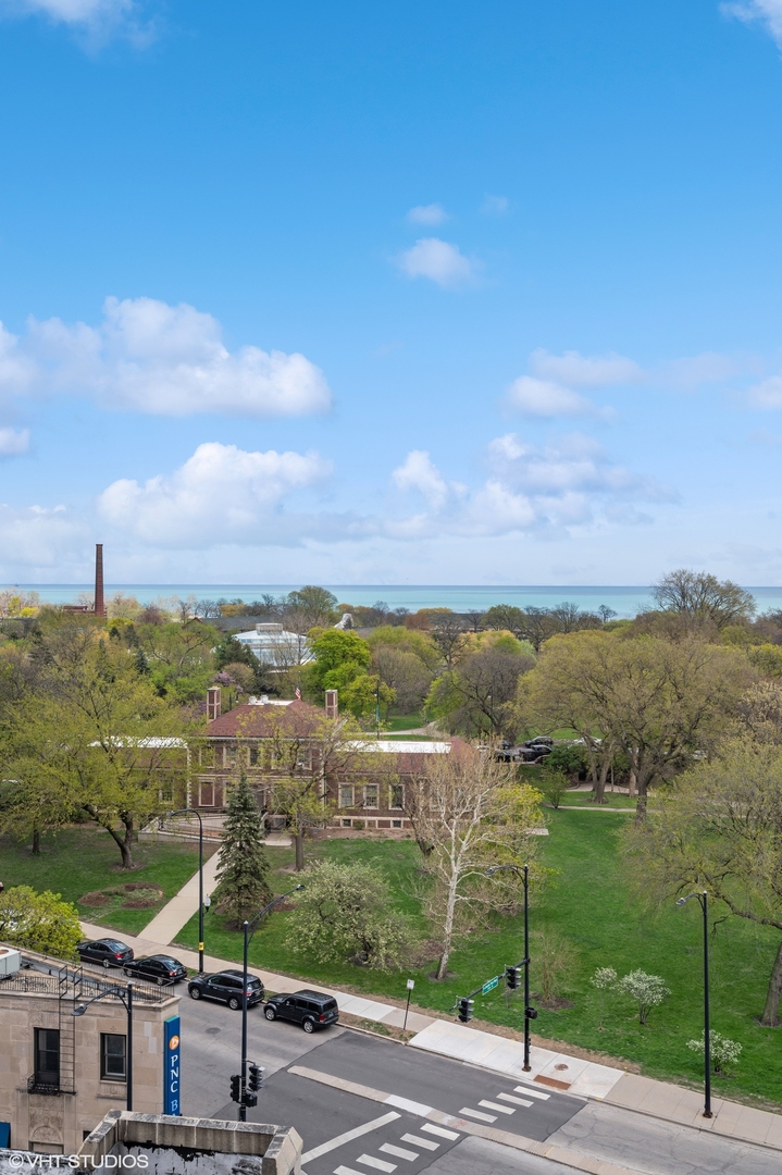 2020 N Lincoln Park West Unit: 12E