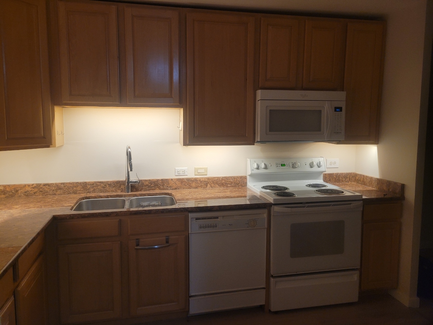2020 N Lincoln Park West Unit: 12E