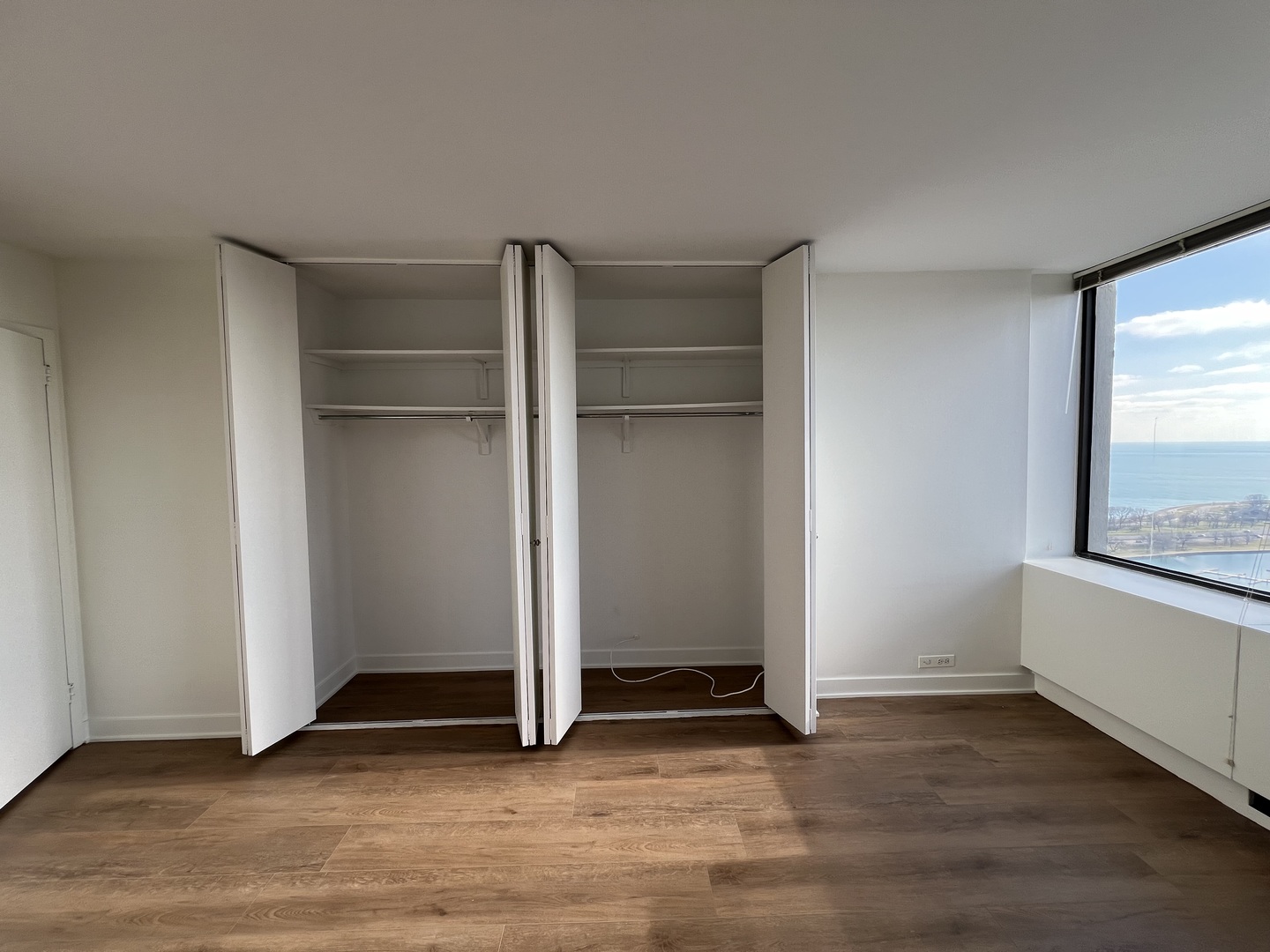 2800 N Lake Shore Drive Unit: 3210