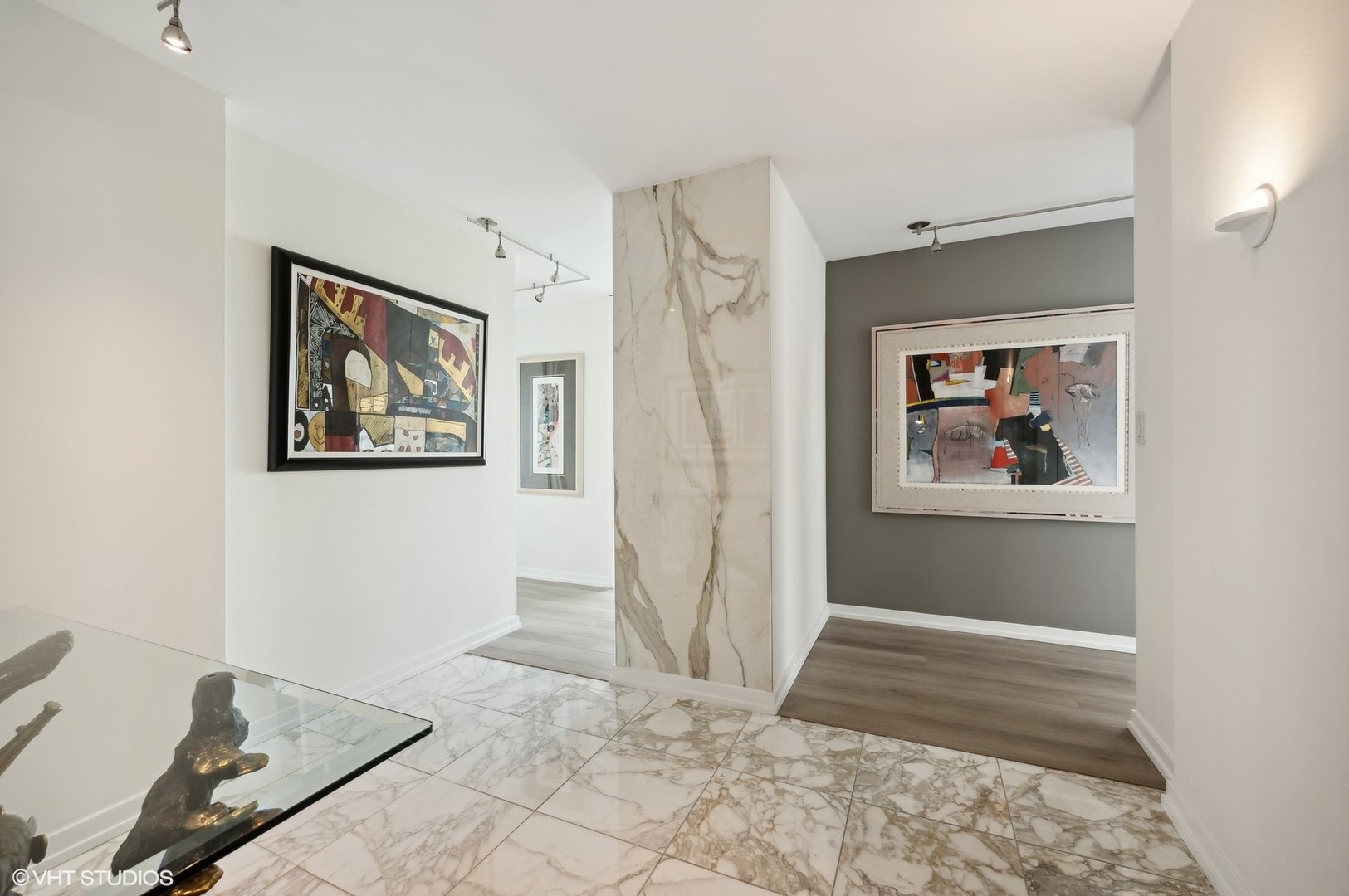 2020 N LINCOLN PARK WEST Unit: 31FG